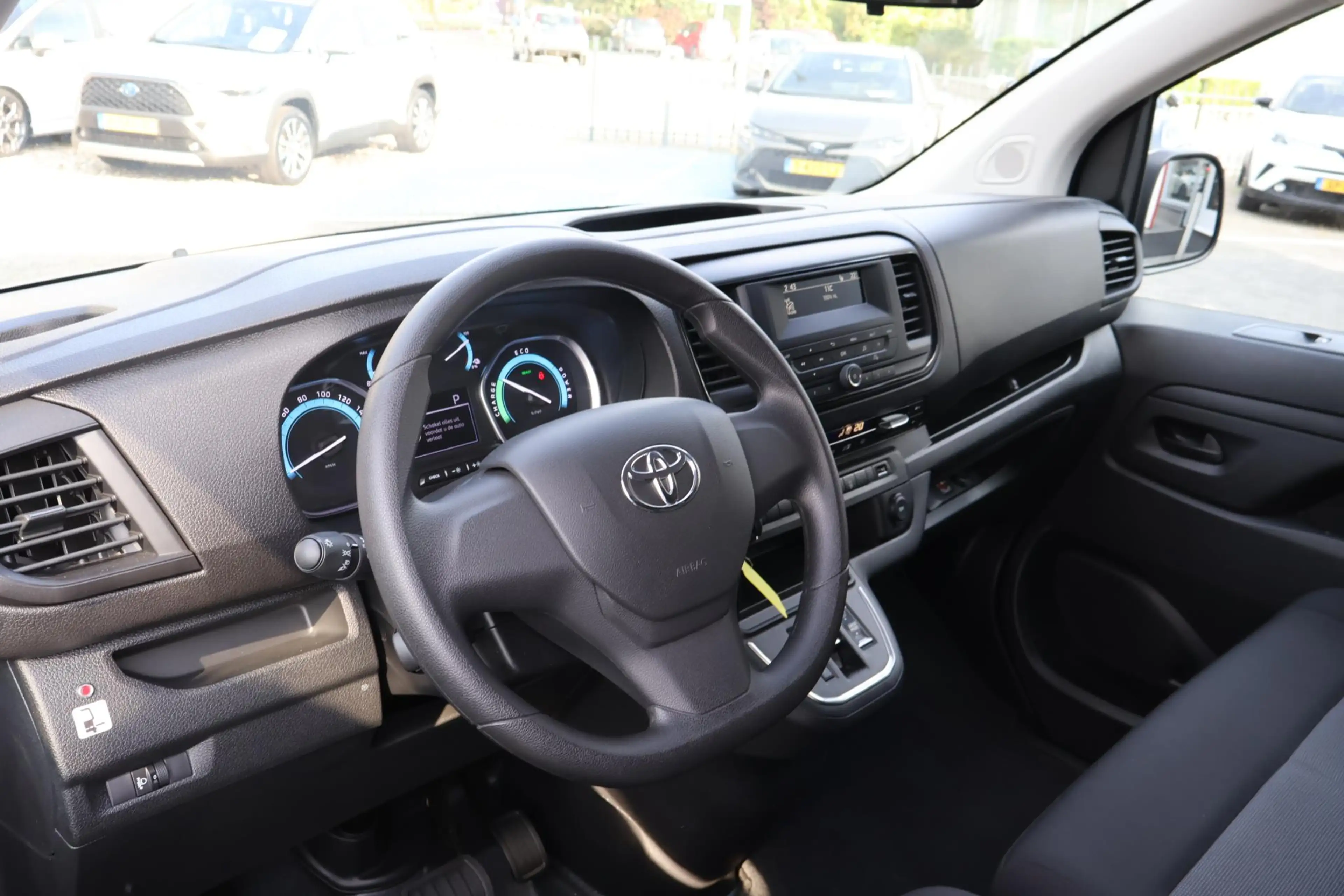 Toyota Proace Electric Verso LONG EXTRA RANGE DYNAMIC 75KWH 8-PE — photo 19