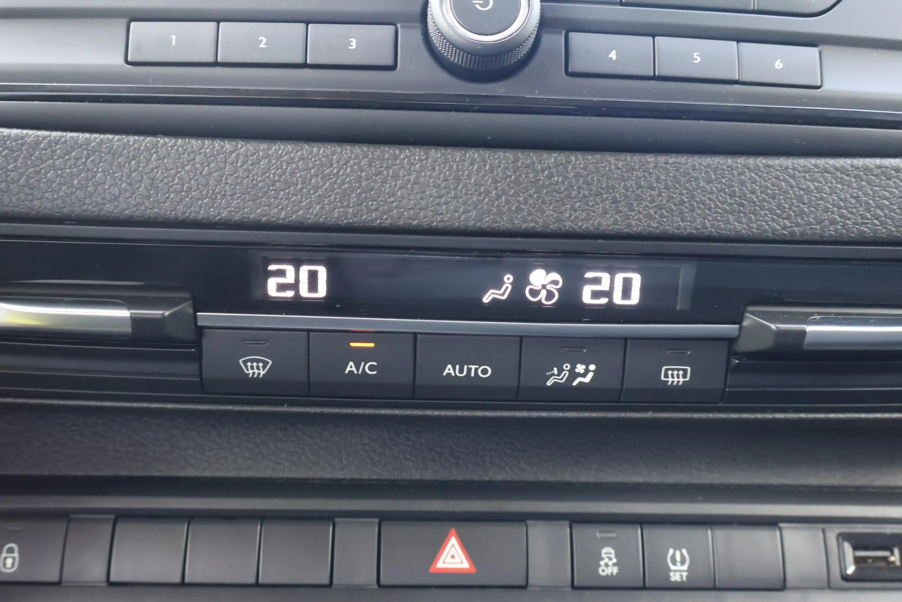 Toyota Proace Electric Verso LONG EXTRA RANGE DYNAMIC 75KWH 8-PE — photo 27