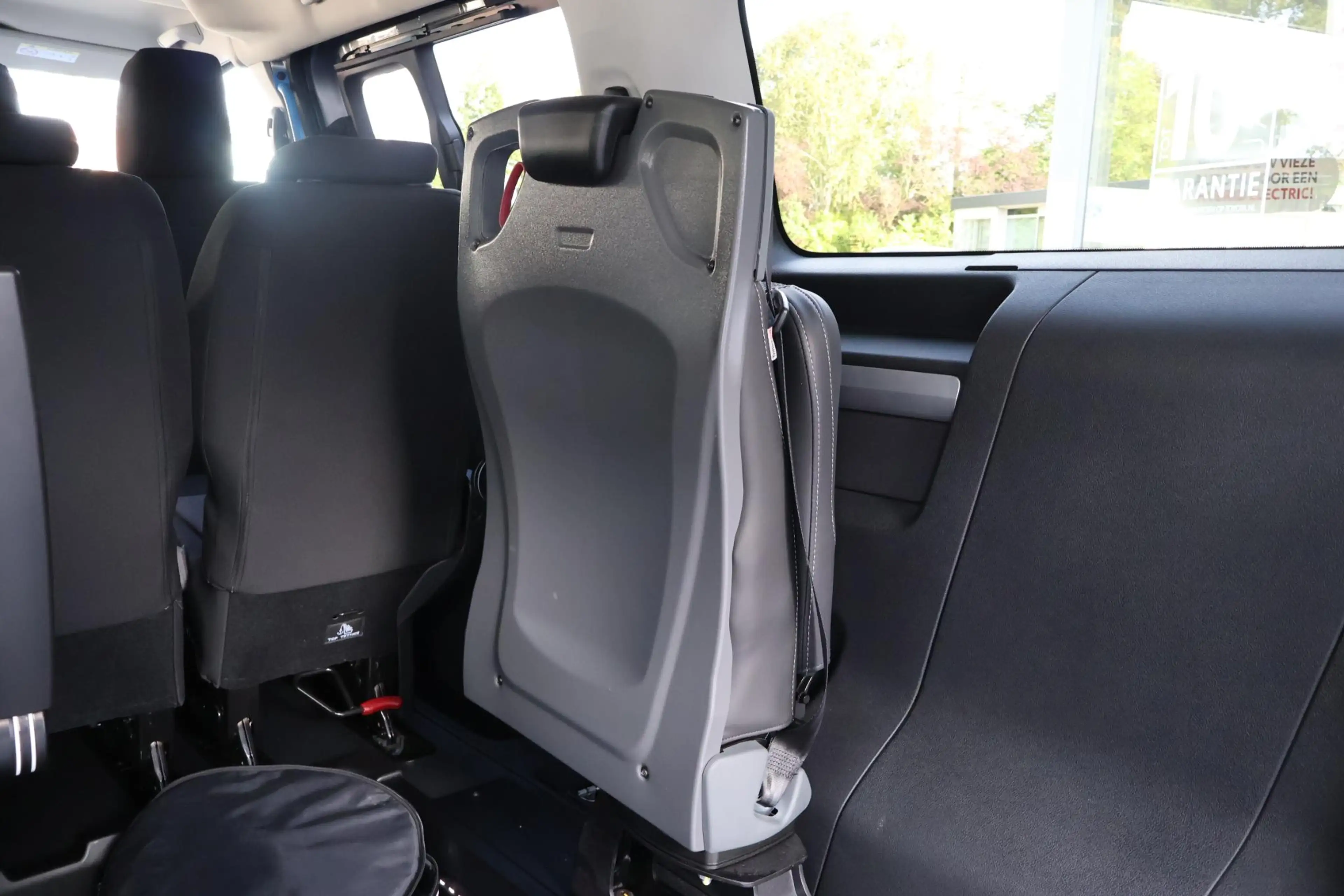 Toyota Proace Electric Verso LONG EXTRA RANGE DYNAMIC 75KWH 8-PE — photo 8