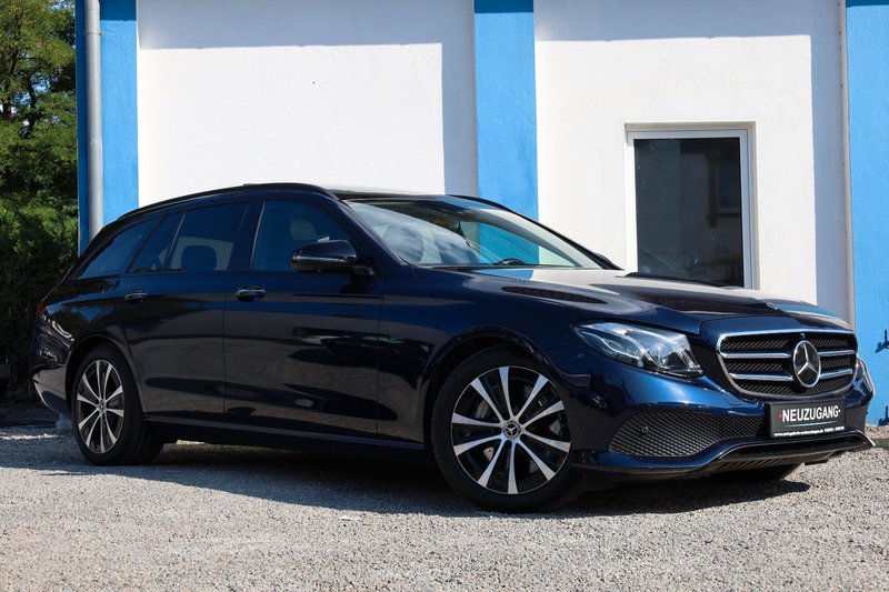 Mercedes-Benz E 300 de T/PANO/360°/BURMESTER/VOLL/ACC/M-LED/AH — photo 4