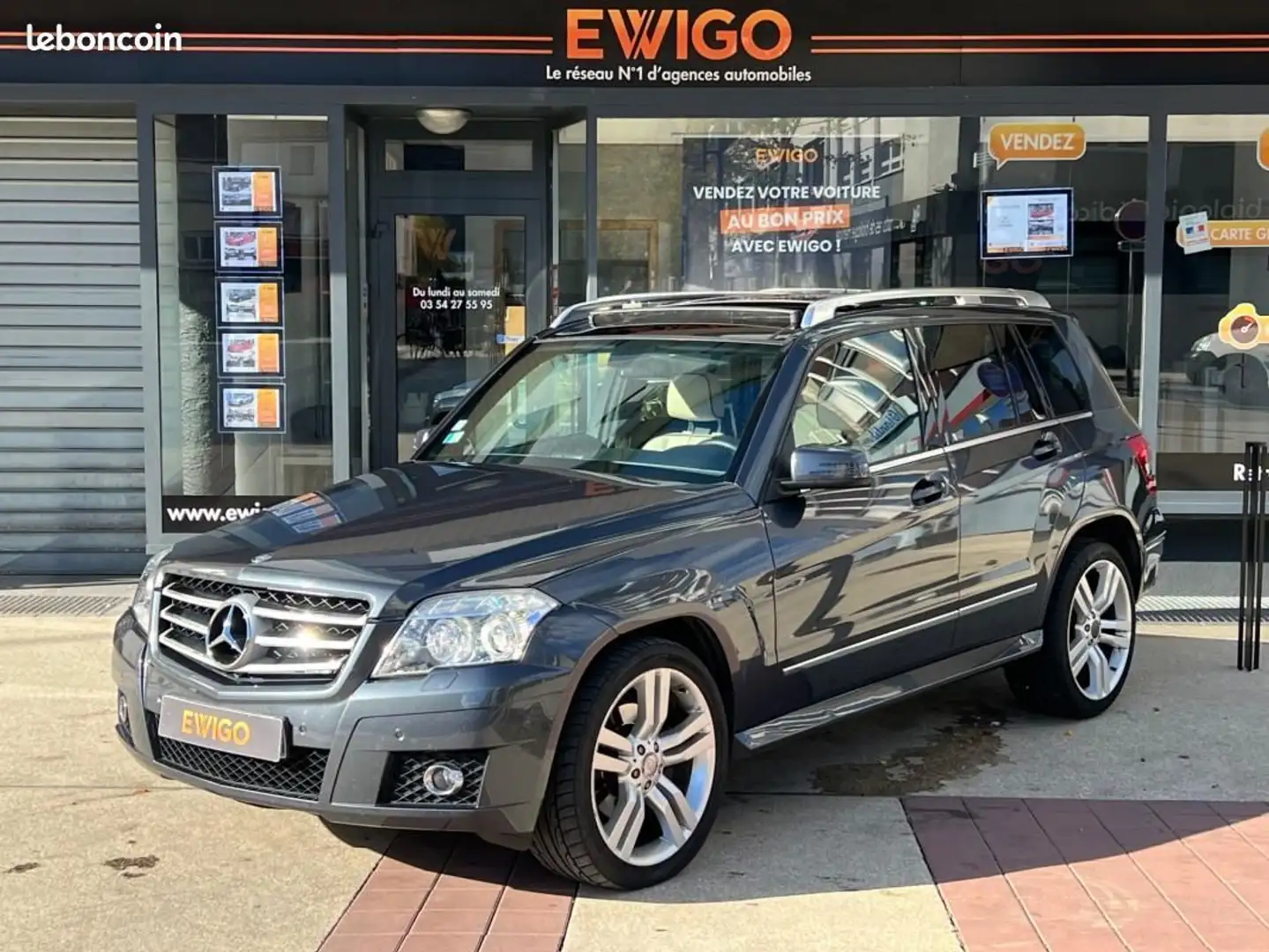 Mercedes-Benz GLK 350 Mercedes 350 3.5L V6 272ch 4MATIC 7G-TRONIC TOIT OUVRANT-HARMAN KARDON-HAYON ÉLEC-SI... Grigio - 1