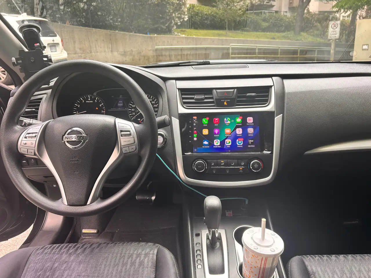 Nissan Altima снимка Nissan Altima