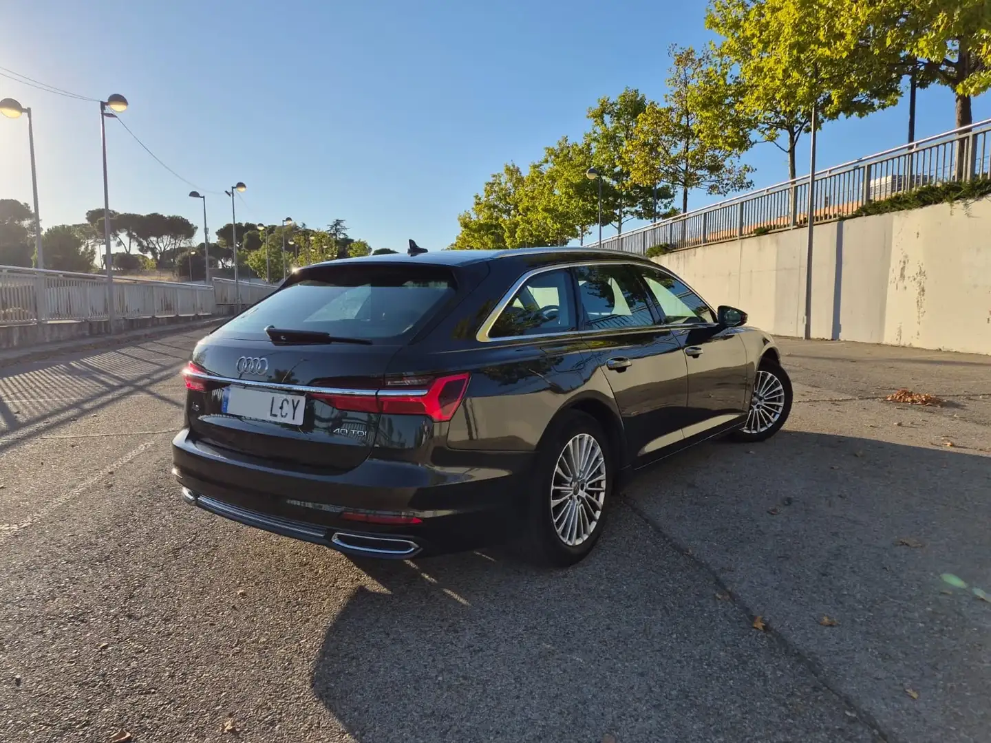 Audi A6 40 TDI 204CV (150kW) Gris - 2