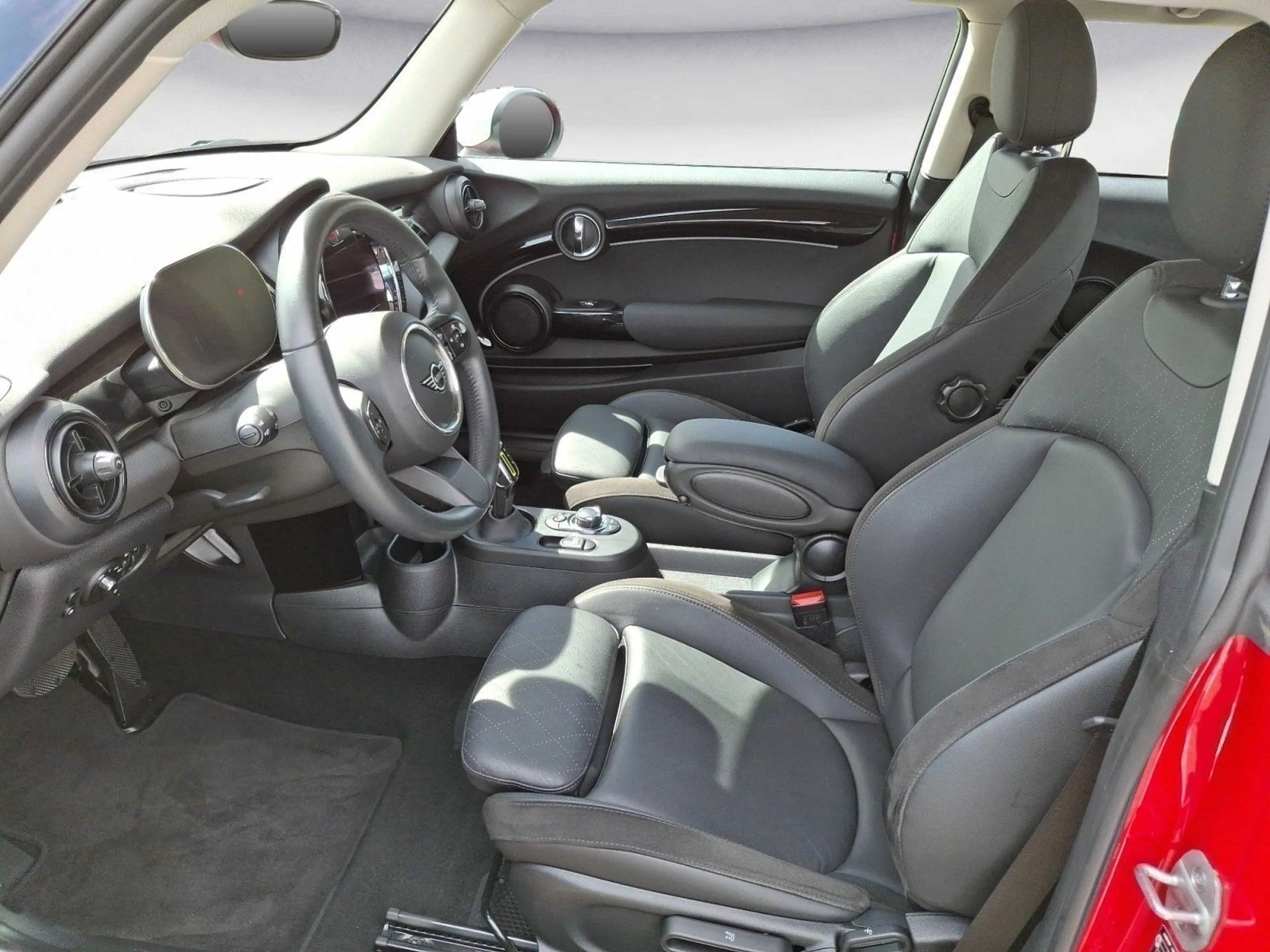 MINI Cooper SE . Classic Trim Leder Navi Sportsitze LE — photo 11