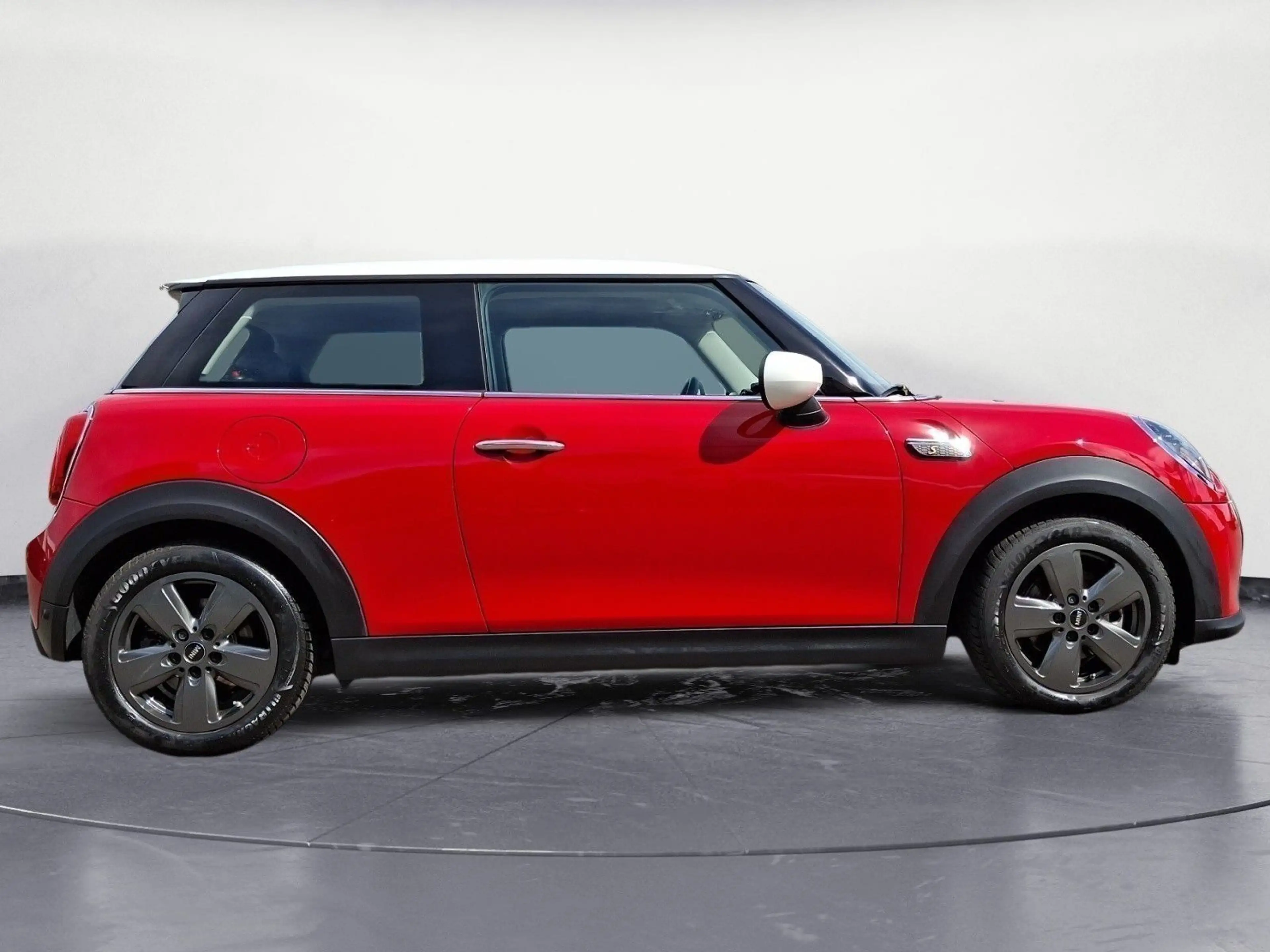 MINI Cooper SE . Classic Trim Leder Navi Sportsitze LE — photo 7