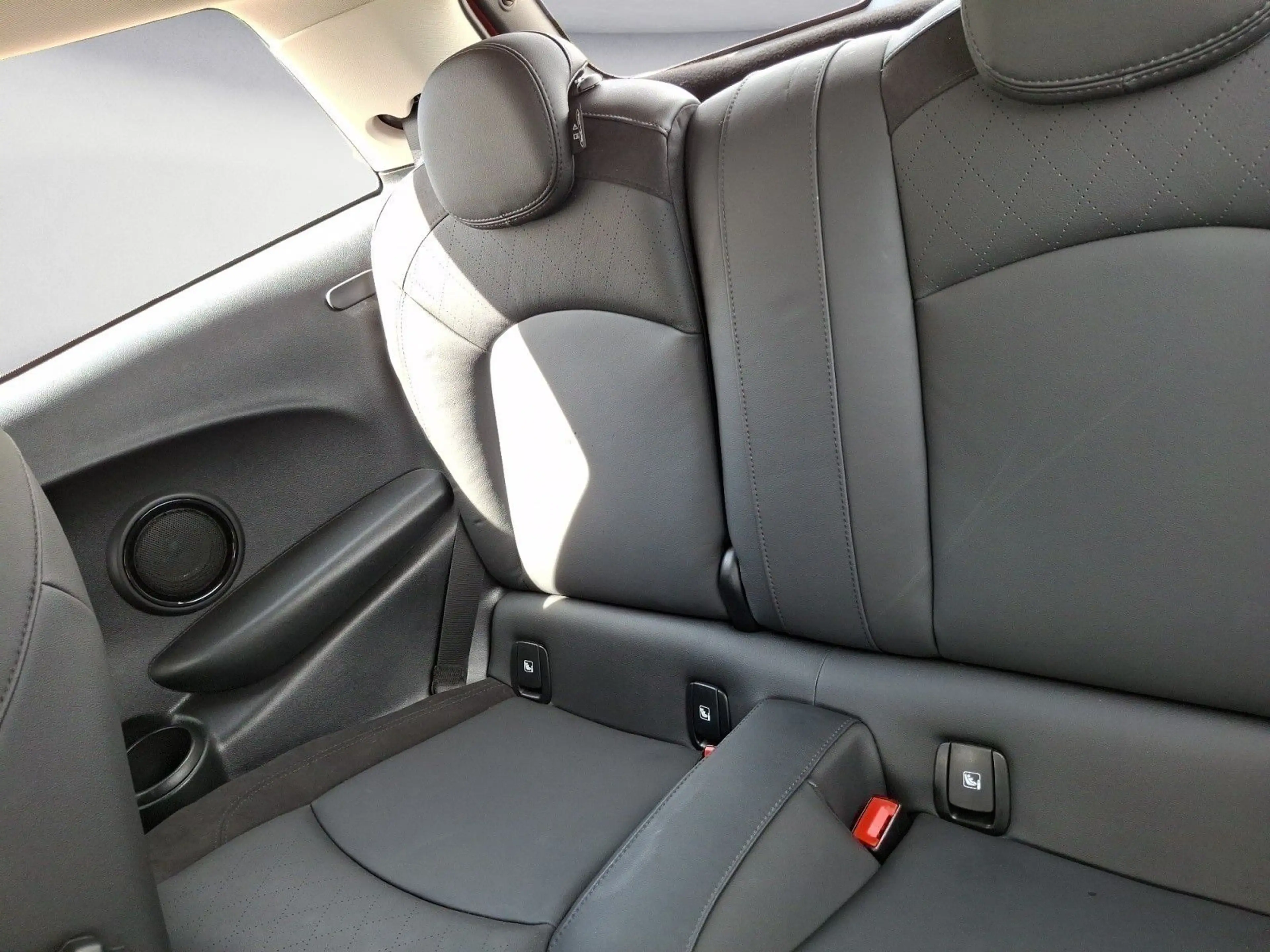 MINI Cooper SE . Classic Trim Leder Navi Sportsitze LE — photo 15
