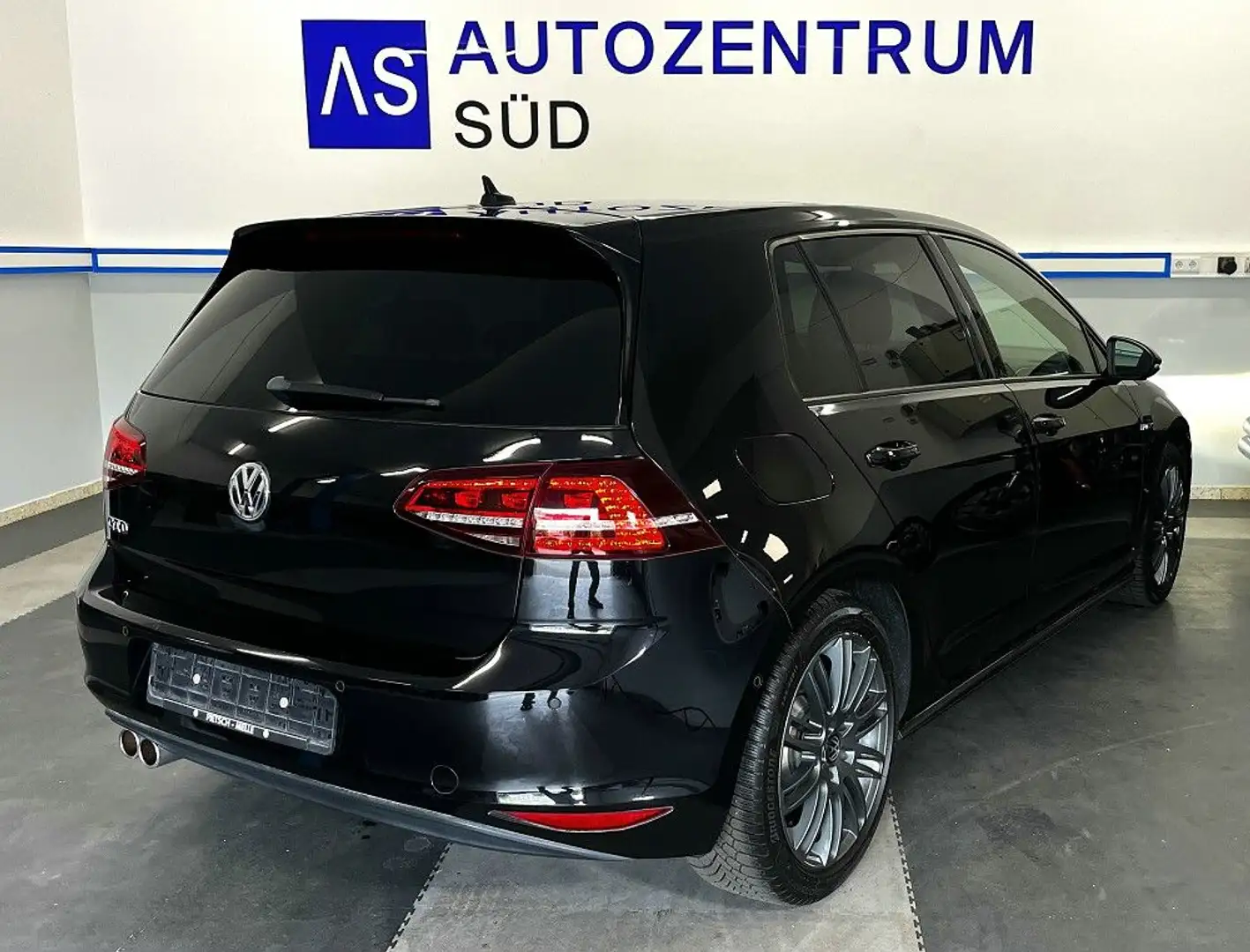 Volkswagen Golf Golf VII Lim. GTD BMT DSG Kam PTS Negro - 2