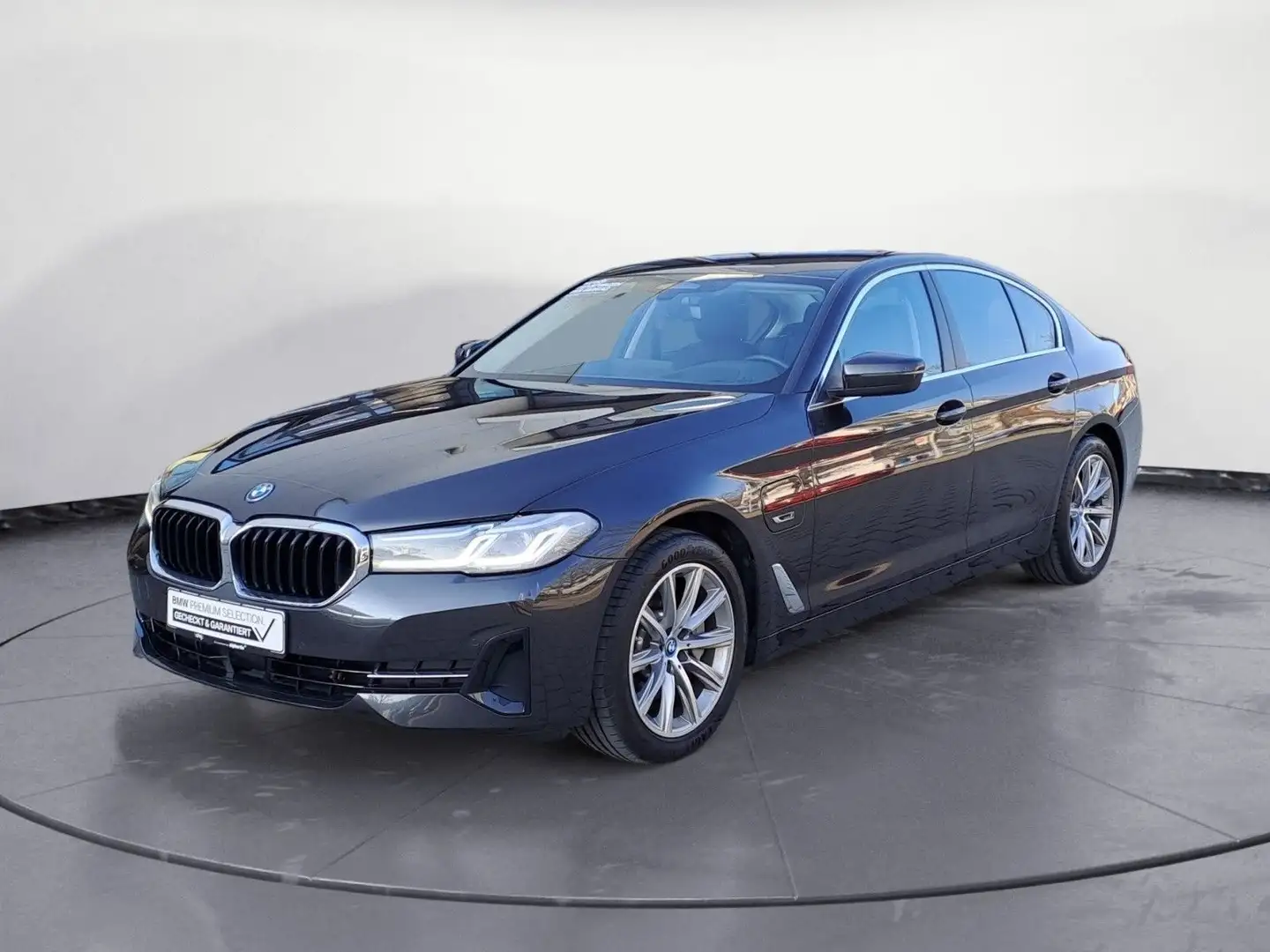 BMW 530 e Limousine ACC Stop & Go Laserlicht Rückfahr Silber - 2