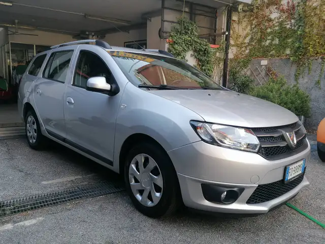 Dacia Logan Logan MCV tce Laureate Family