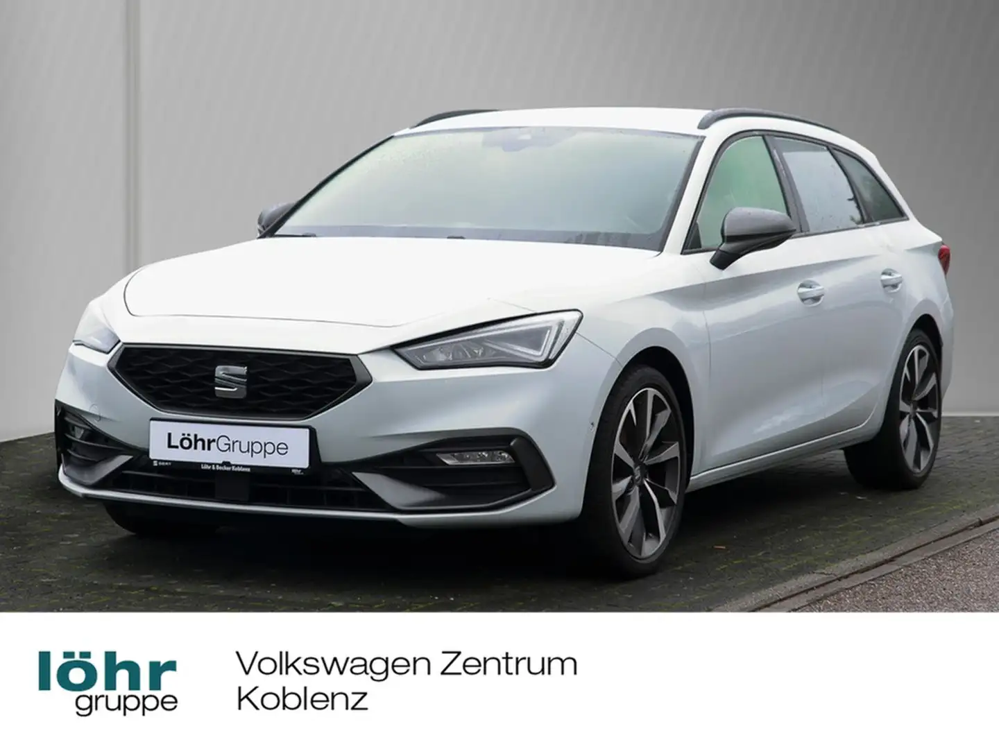SEAT Leon ST 1.5 eTSI DSG FR Navi/RFK/LED Weiß - 1
