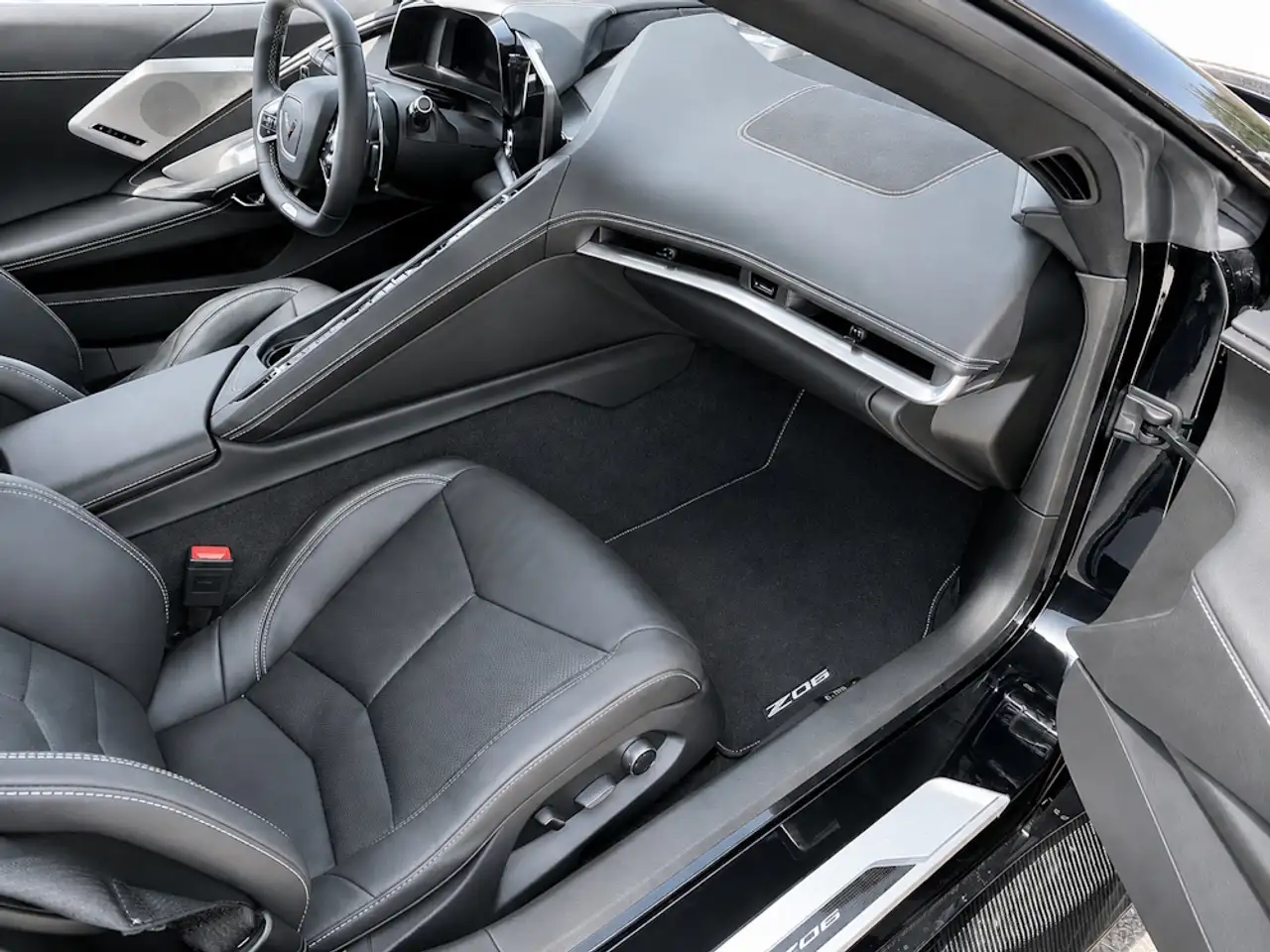Chevrolet Corvette снимка Chevrolet Corvette
