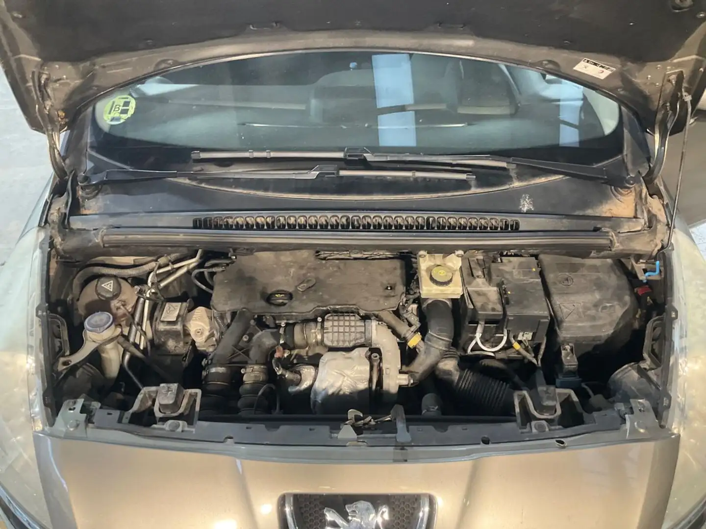 Peugeot 5008 5008 1.6 HDi 112ch FAP BVM6 Access 7pl - 2