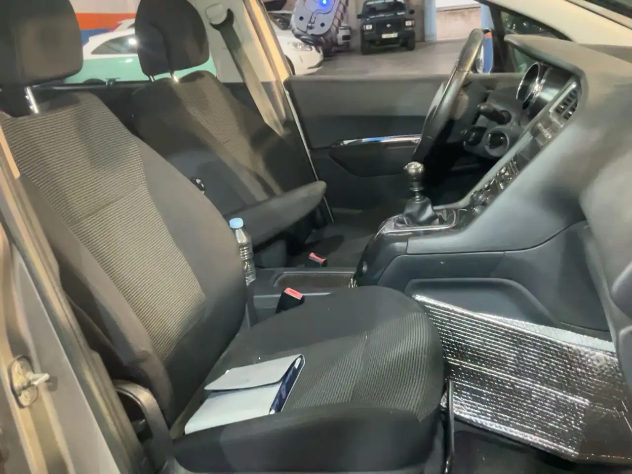 Peugeot 5008 1.6 HDi 112ch FAP BVM6 Access 7pl