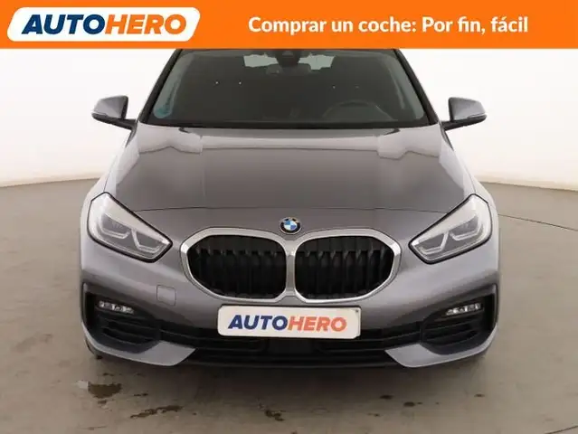BMW 1 Series view 9