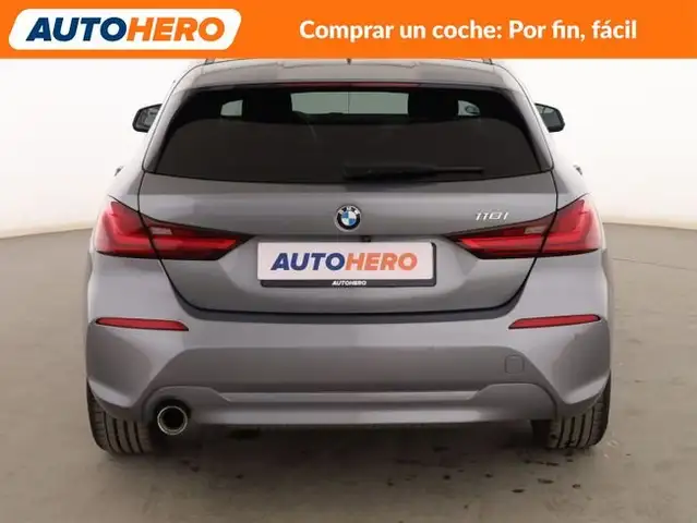 BMW 1 Series view 5