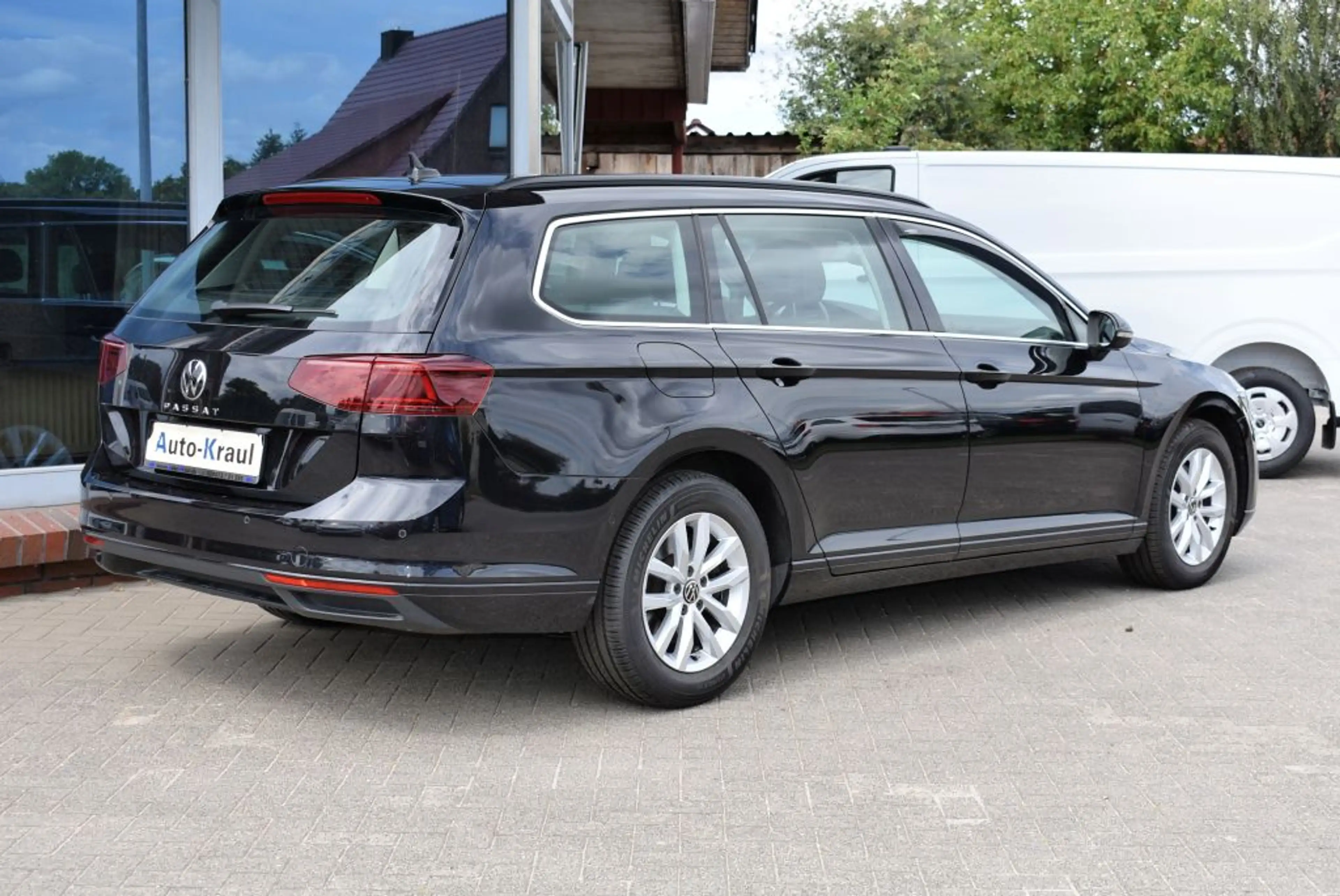 Volkswagen Passat Variant 2.0 TDI DSG Business DSG-Autom. LED-Matrix Navi Al — photo 3