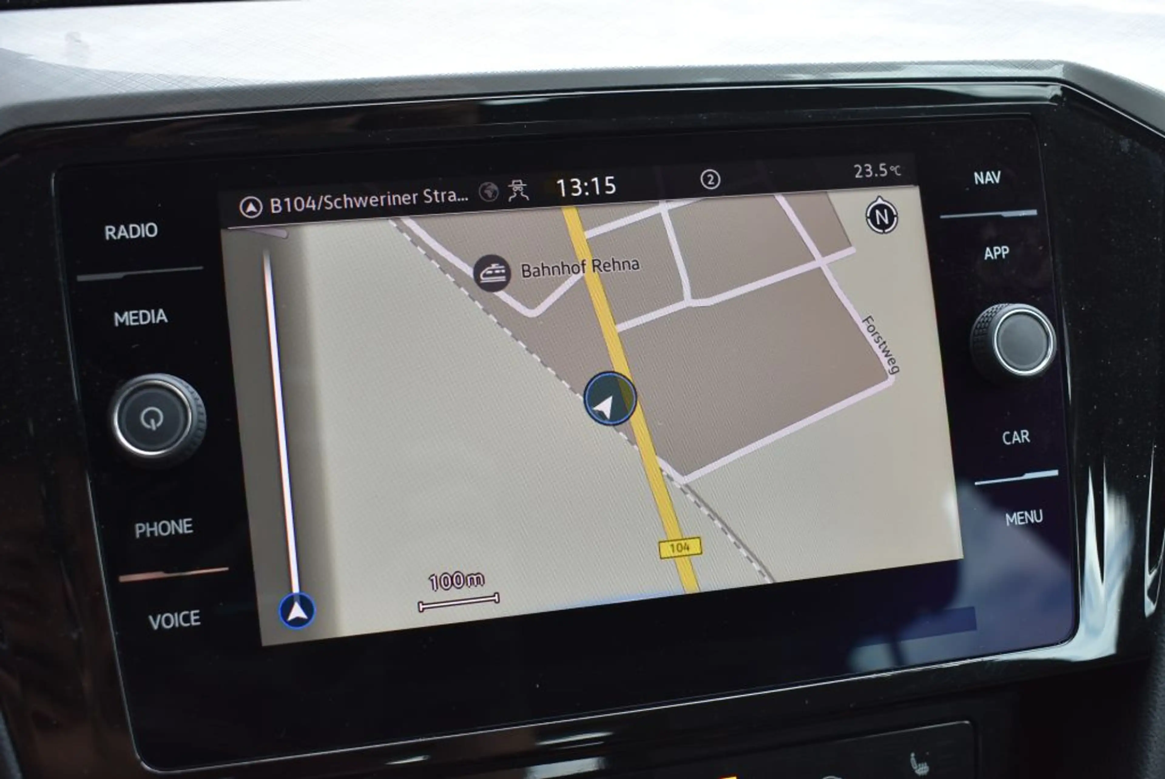 Volkswagen Passat Variant 2.0 TDI DSG Business DSG-Autom. LED-Matrix Navi Al — photo 15