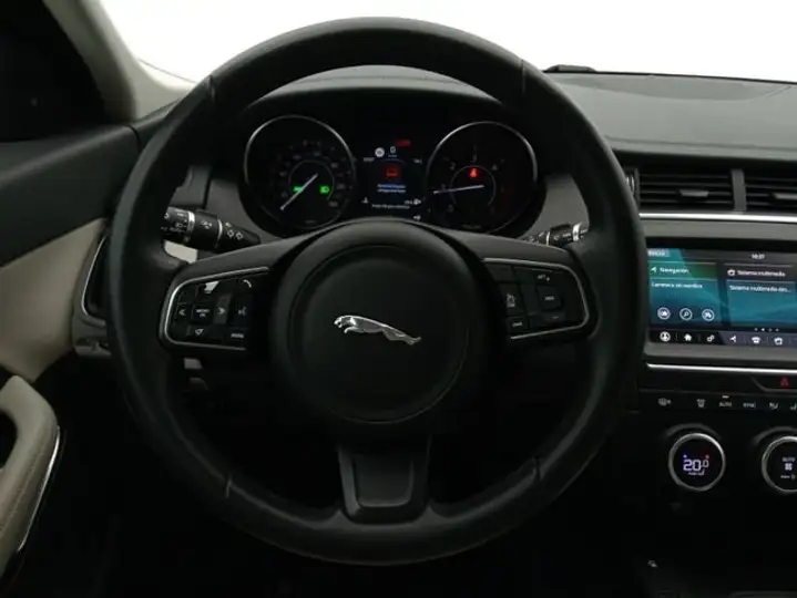 Jaguar E-Pace 2019, foto 7