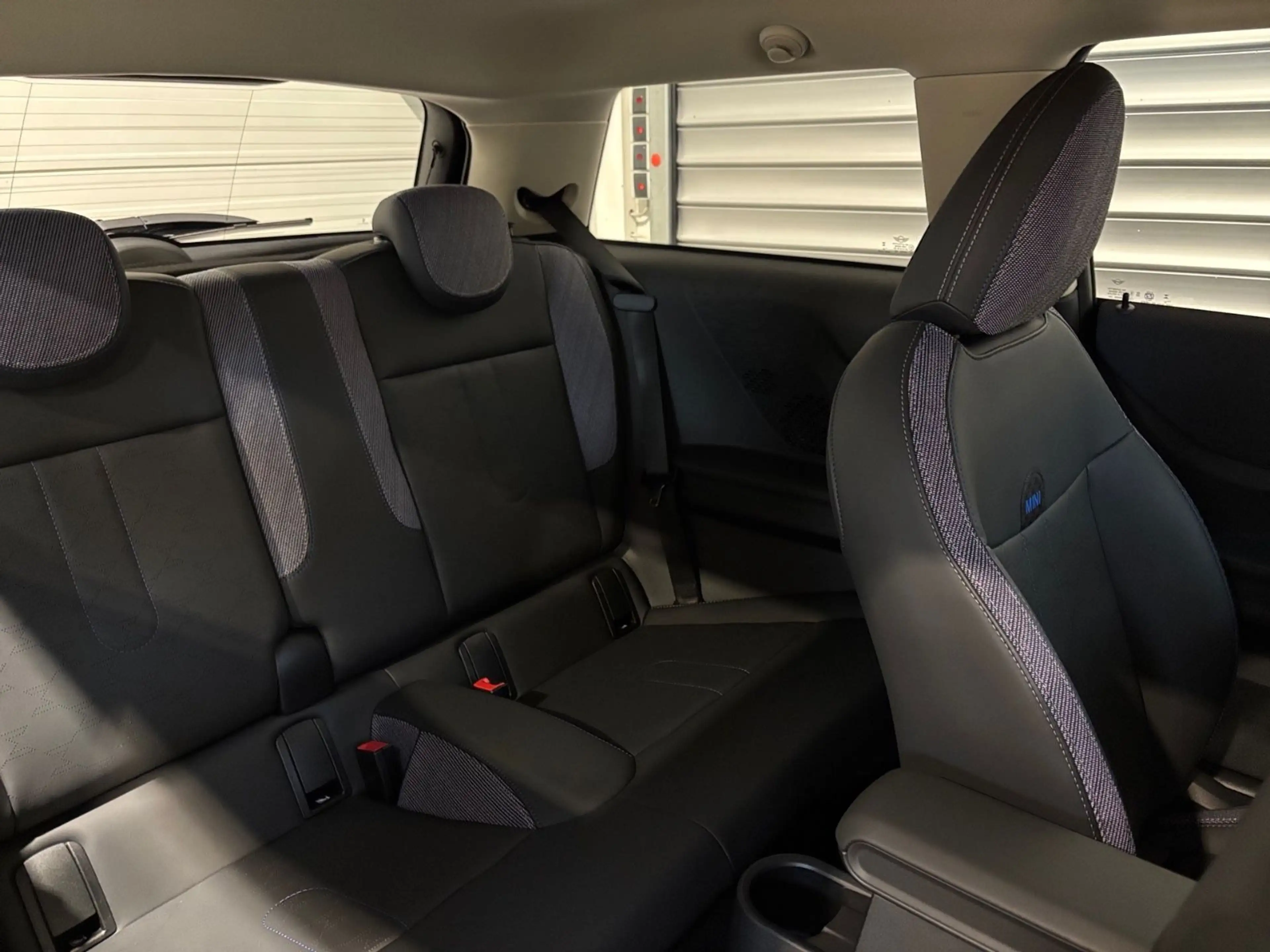 MINI Cooper C 1,5 Steptronic Classic Trim — photo 15