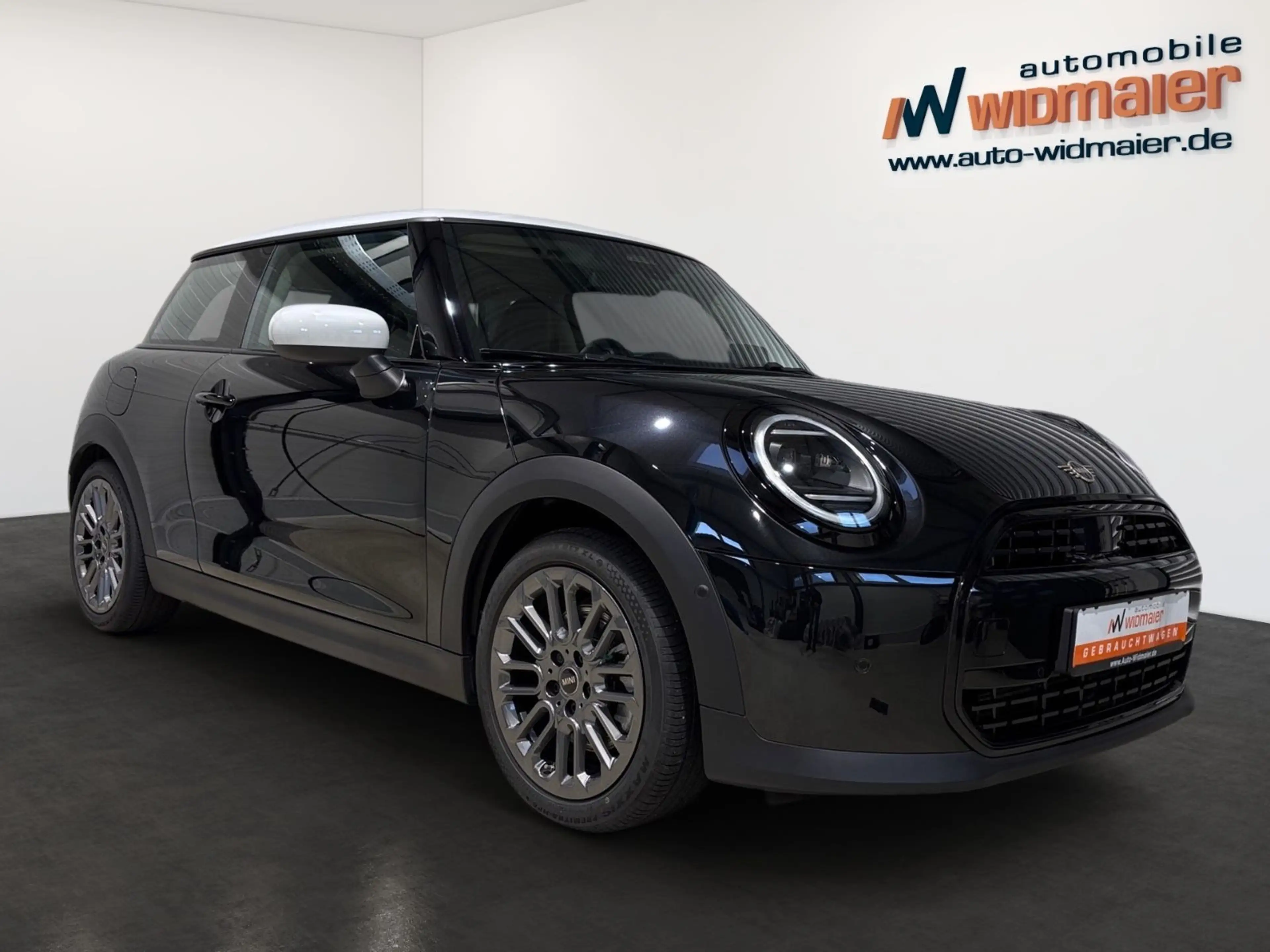 MINI Cooper C 1,5 Steptronic Classic Trim — photo 5