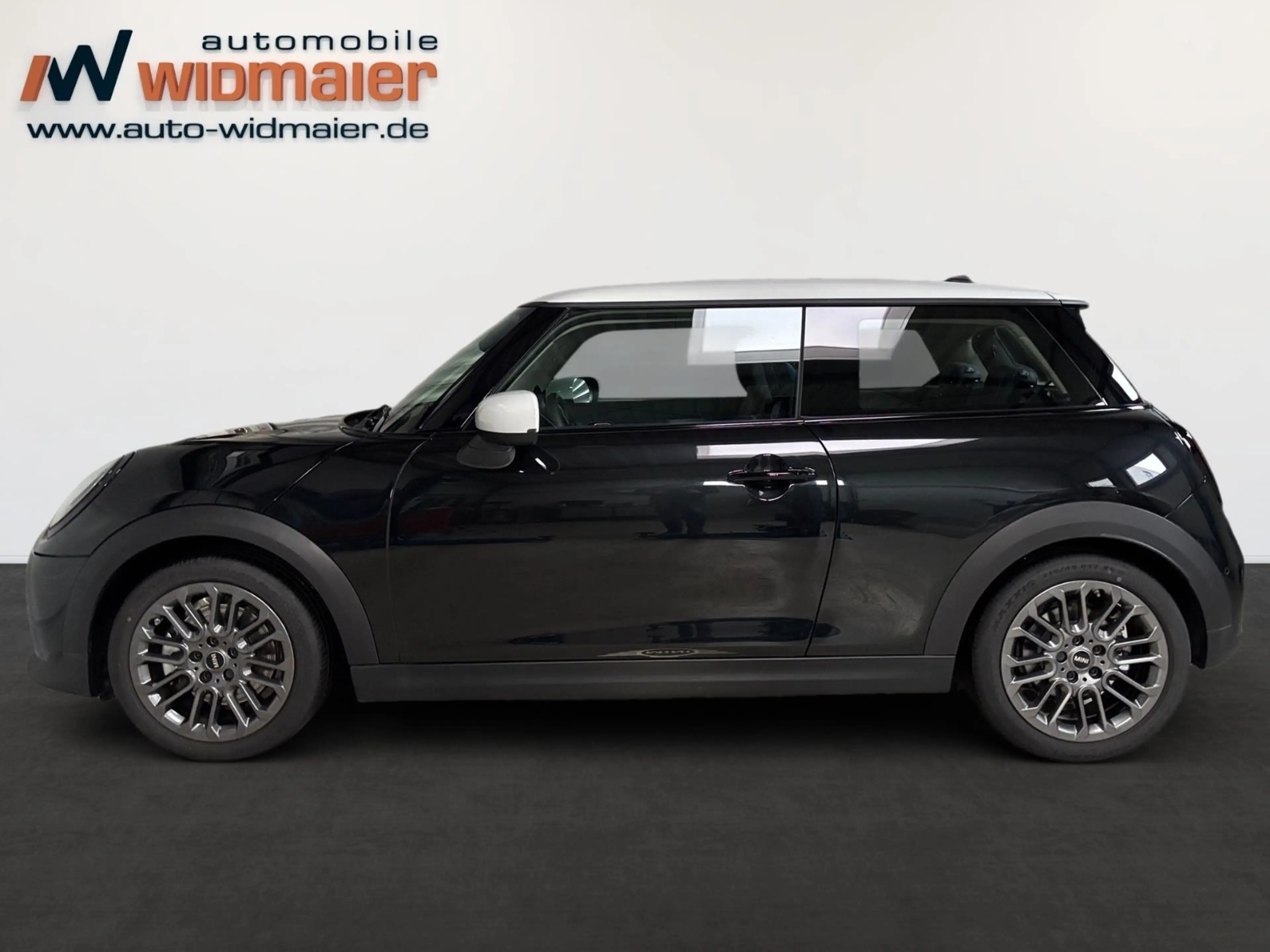 MINI Cooper C 1,5 Steptronic Classic Trim — photo 8