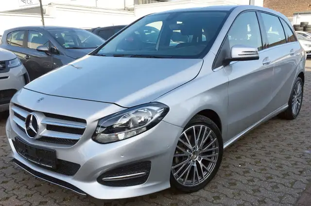 Mercedes-Benz B 180 -AUTOMATIK-GARANTI-EU6-SITZHZ-RENTNER.AUTO