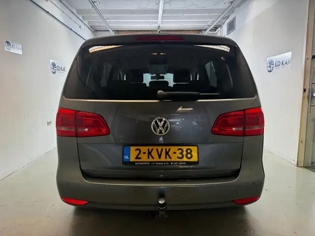 Volkswagen Touran view 7