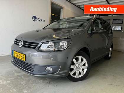 Volkswagen Touran 1.6 TDI Highline BM 7p. CAMERA PARKASS. NAVI TOP C