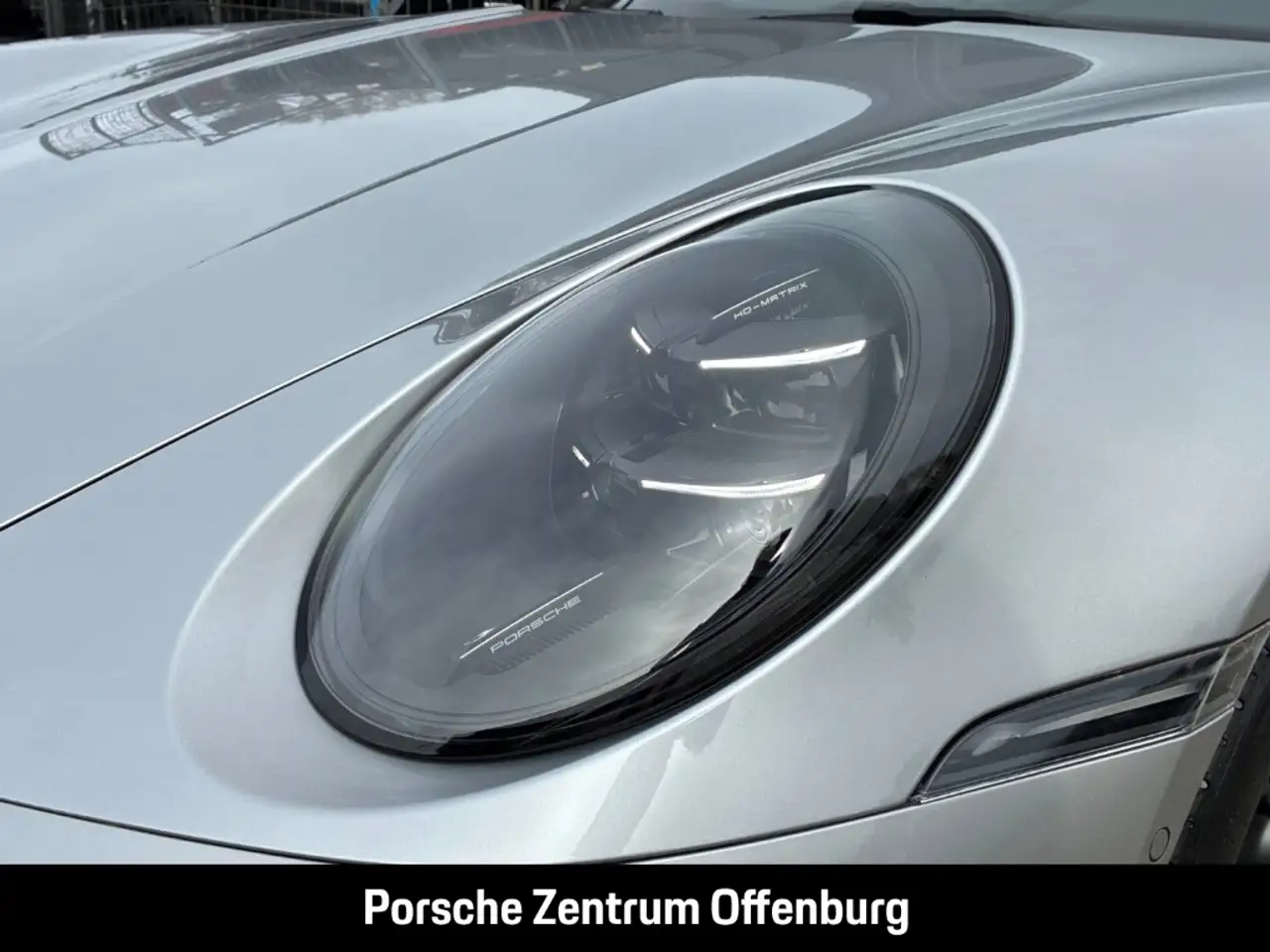 Porsche 992 -2 (911) Carrera 4 GTS Cabriolet 9