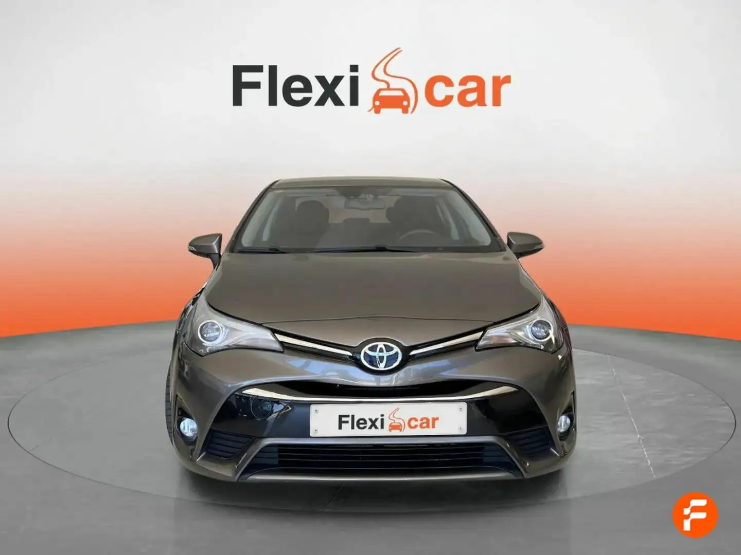 Toyota Avensis 150D Business Advance Gris - 2