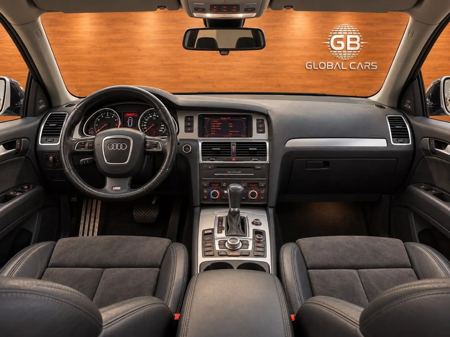 Audi Q7 3.0TDI Ambition Tiptronic Blanco - 2