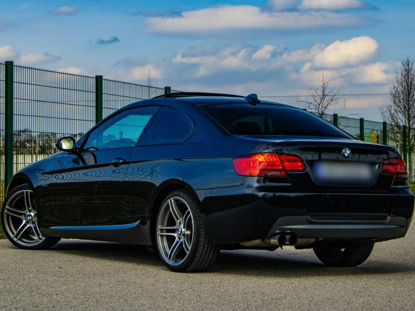 BMW 325 325i Coupe Noir - 2