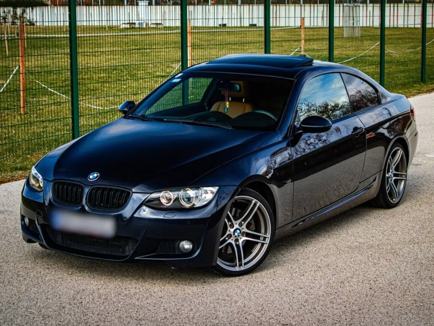 BMW 325 325i Coupe Noir - 1