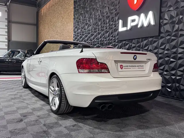 BMW 1 Series view 7