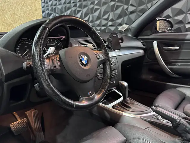 BMW 1 Series view 14