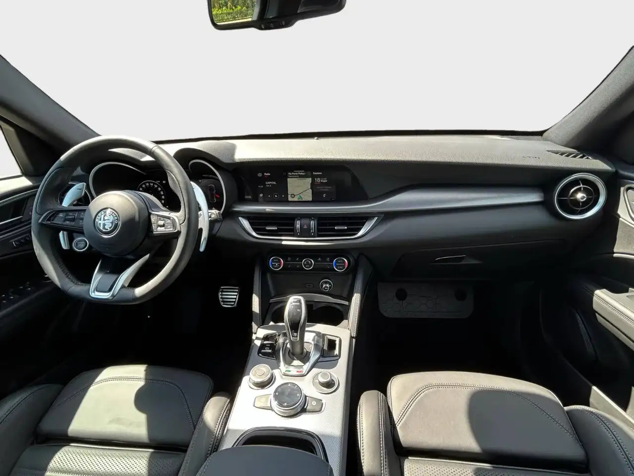 Alfa Romeo Stelvio 2026 — фото 10