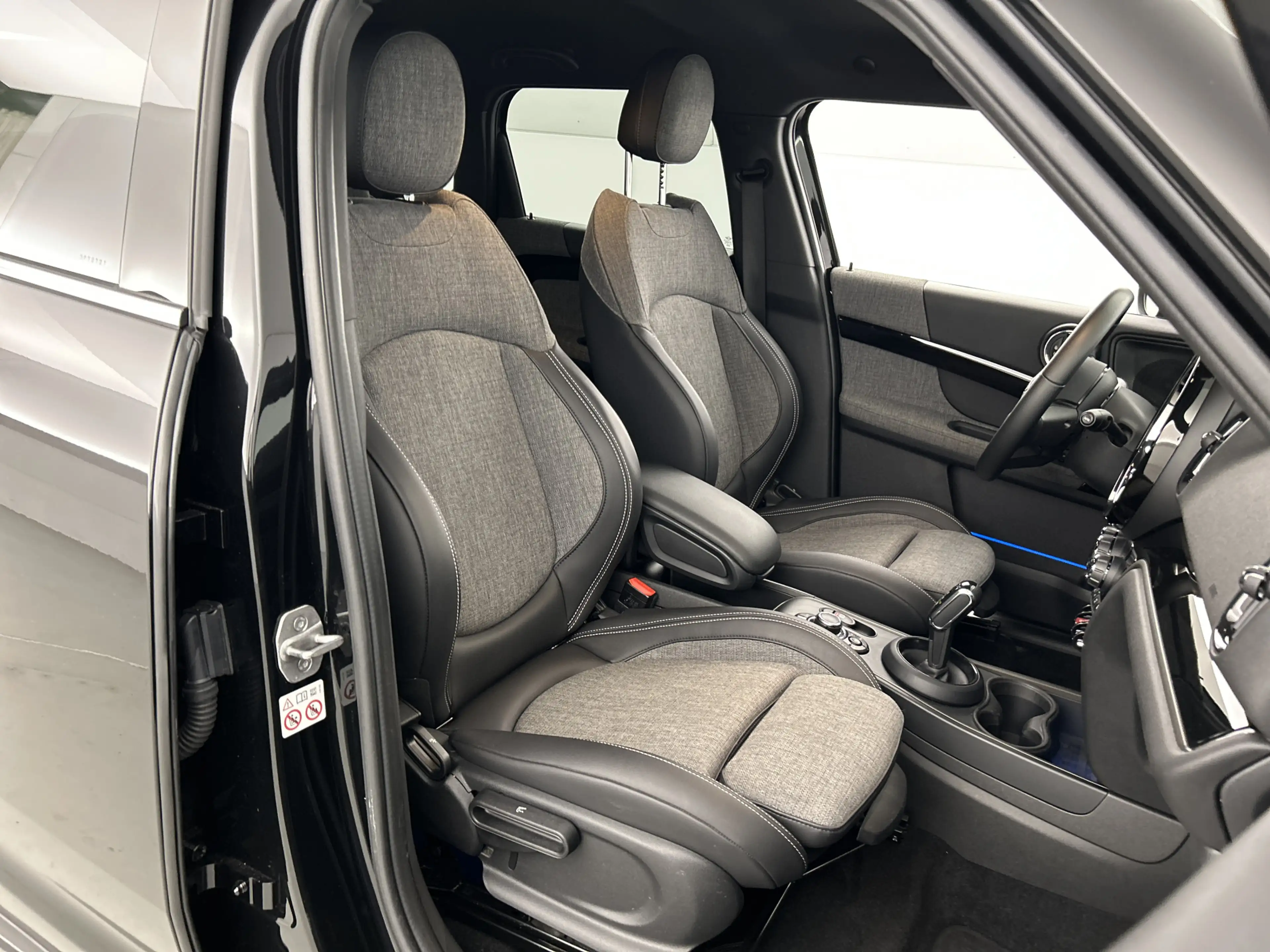 MINI Cooper Countryman 1.5 Business Edition — photo 16