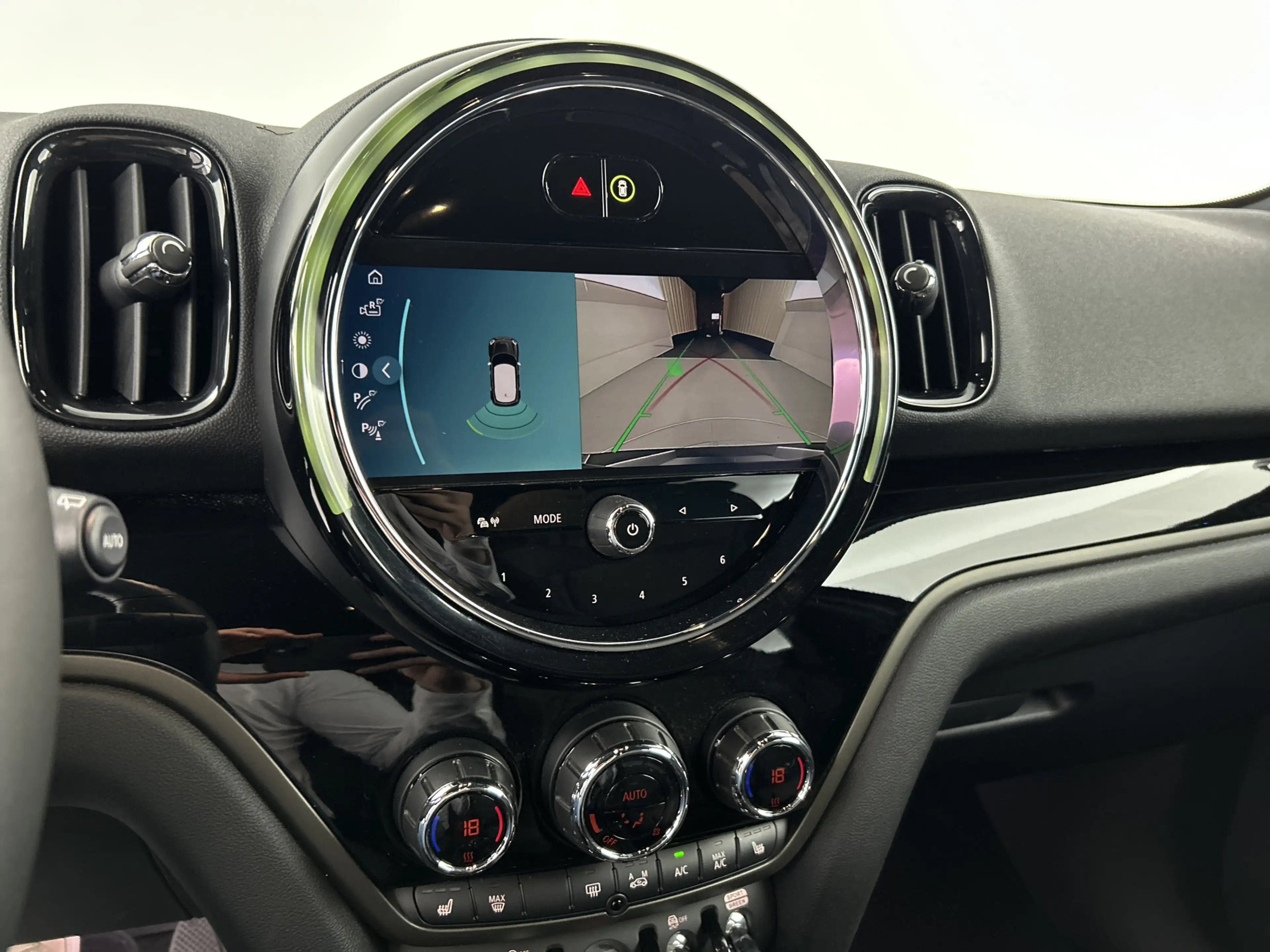 MINI Cooper Countryman 1.5 Business Edition — photo 17