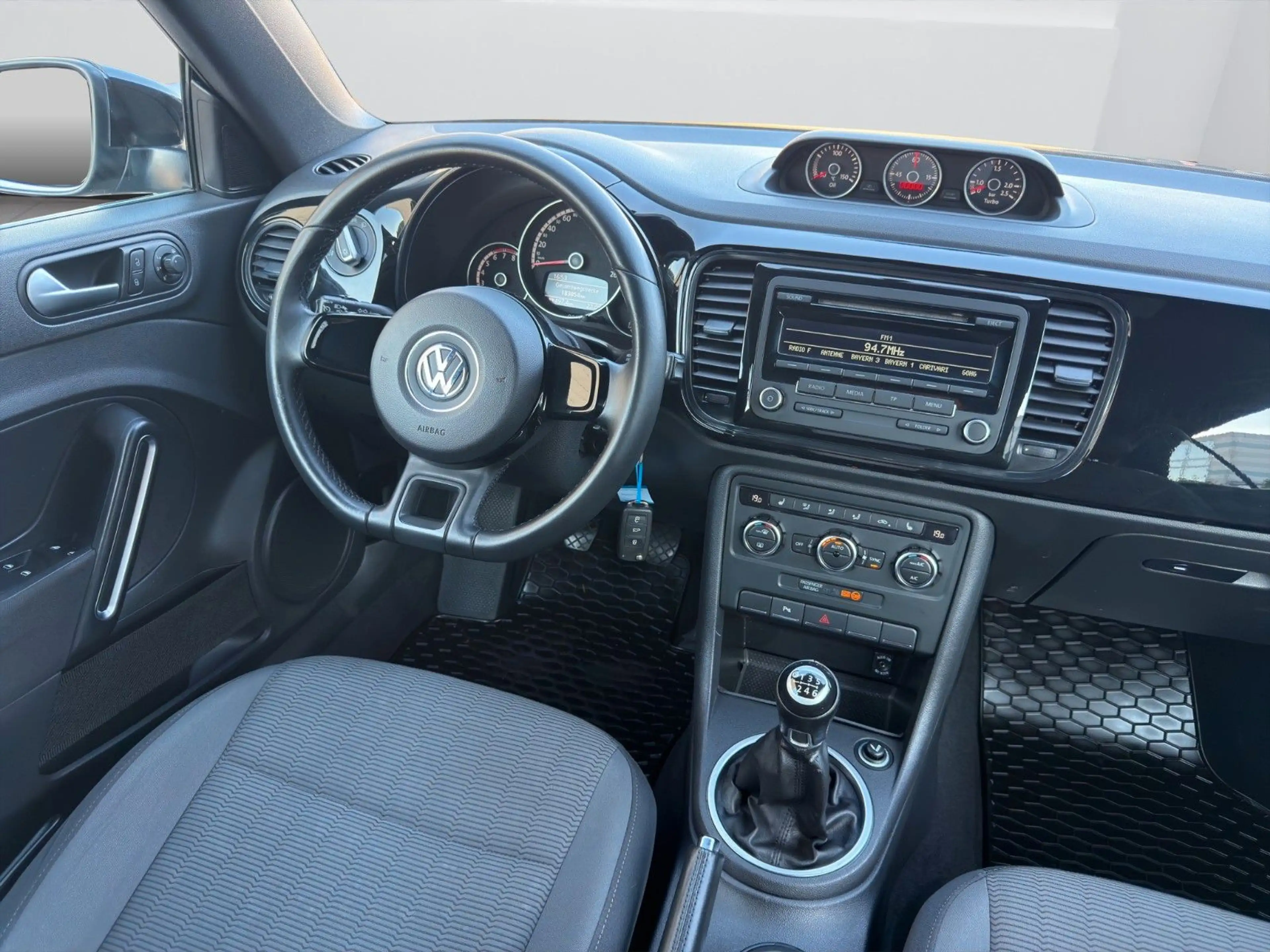 Volkswagen Beetle Cabriolet Basis*PDC*SHZ*TÜV 06.28*TEMP* — photo 15