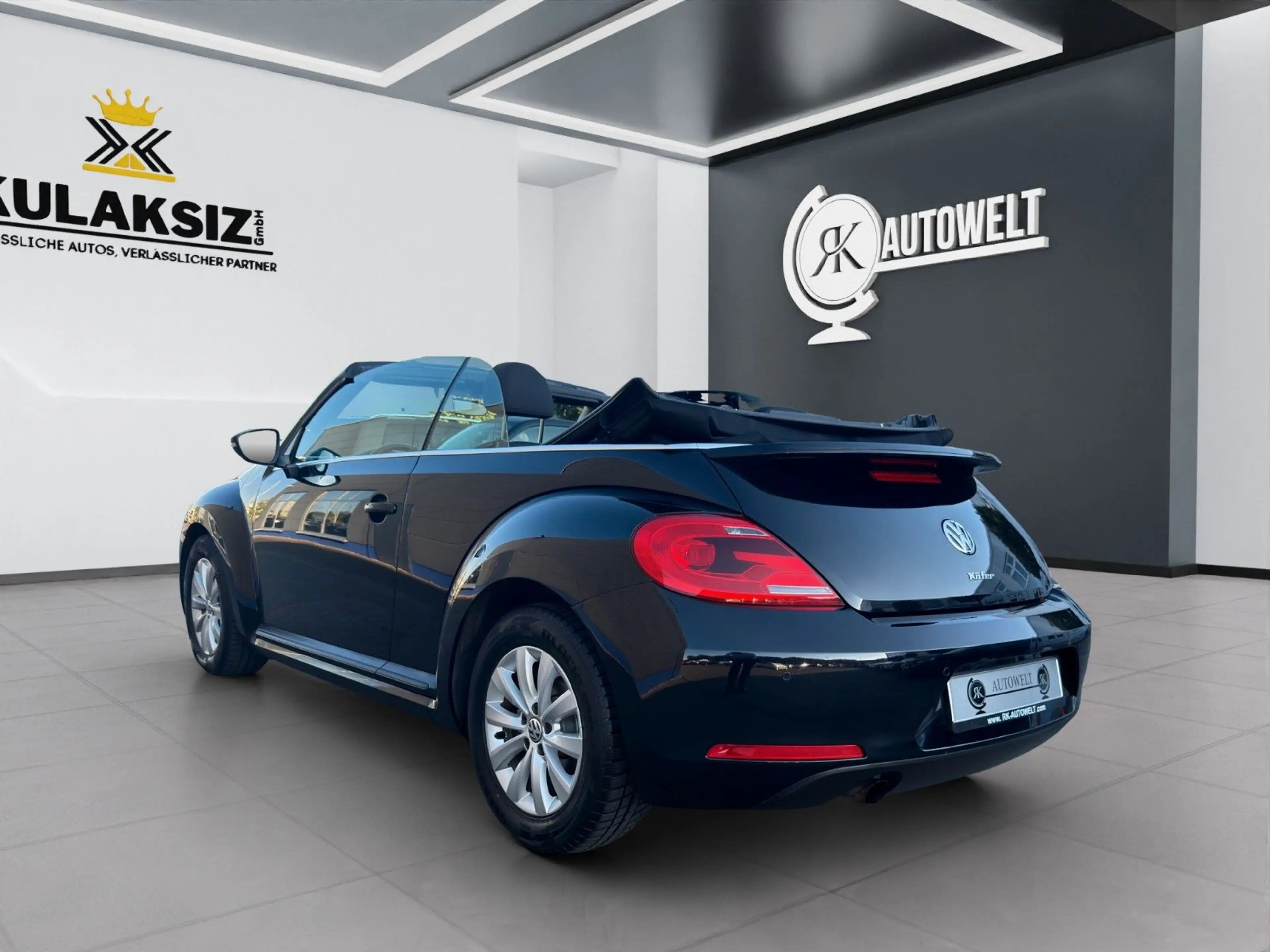Volkswagen Beetle Cabriolet Basis*PDC*SHZ*TÜV 06.28*TEMP* — photo 3