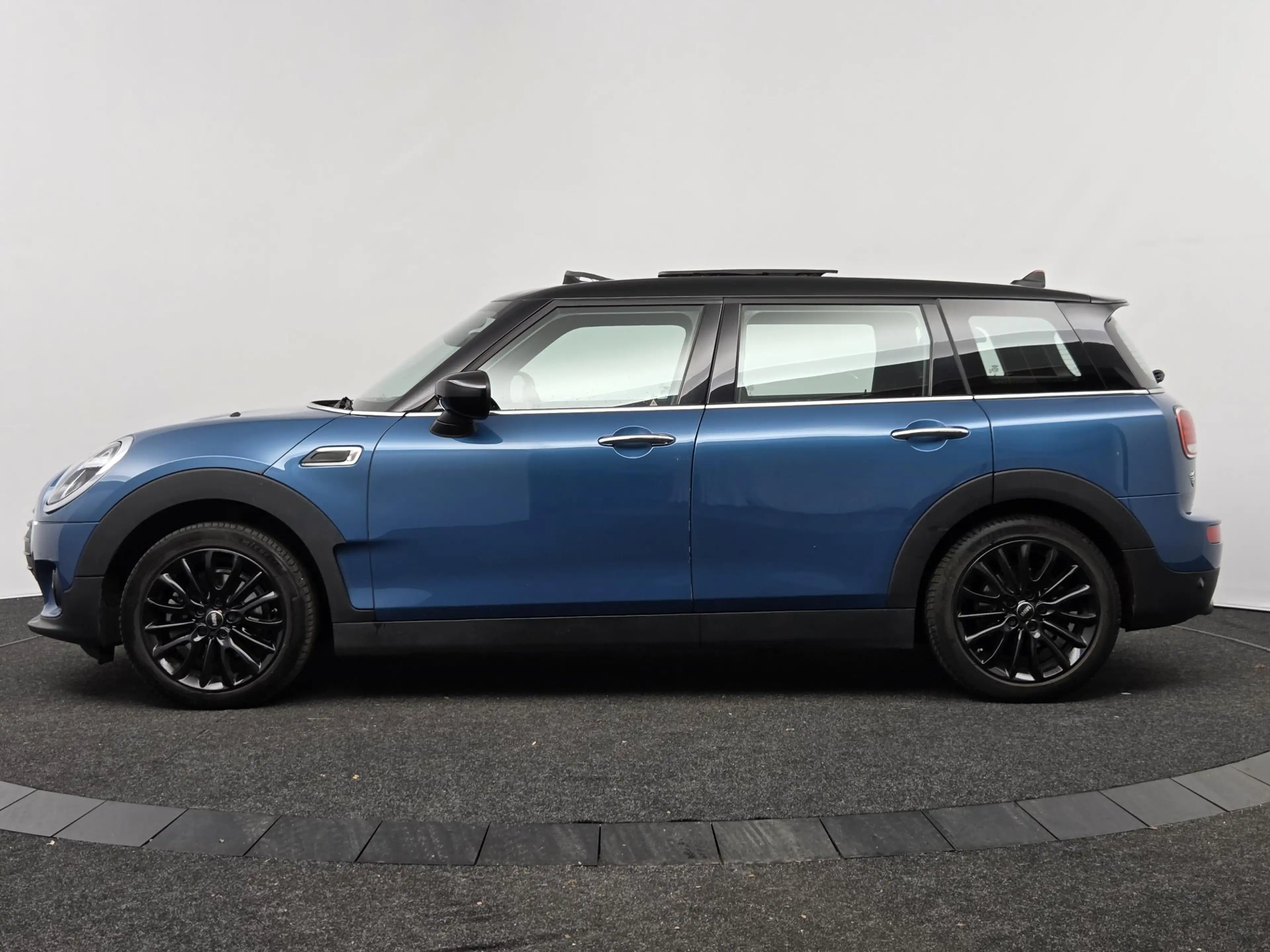 MINI Cooper Clubman 1.5 Business Edition | NL Auto | Panoramadak | Nav — photo 12