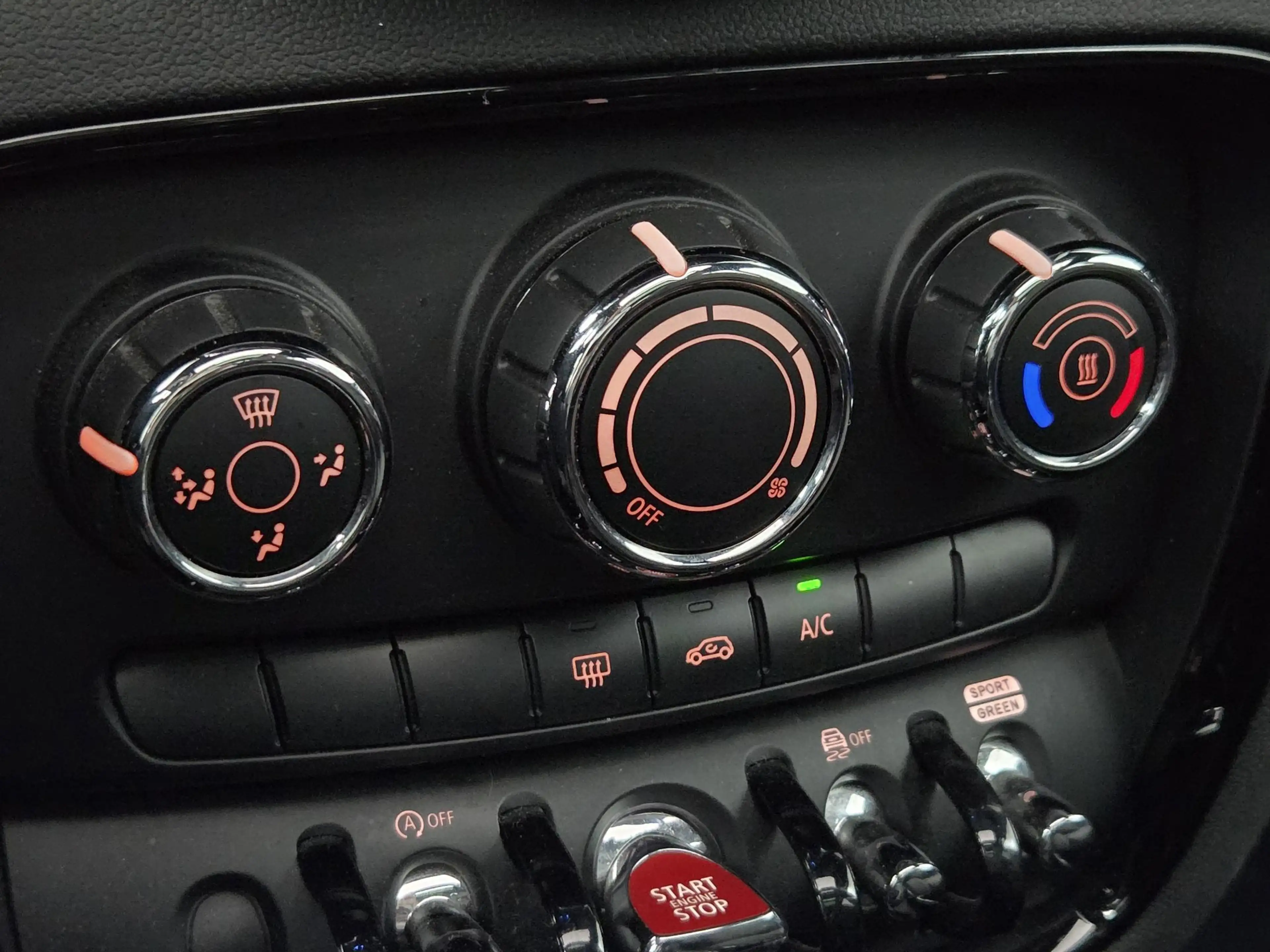 MINI Cooper Clubman 1.5 Business Edition | NL Auto | Panoramadak | Nav — photo 29