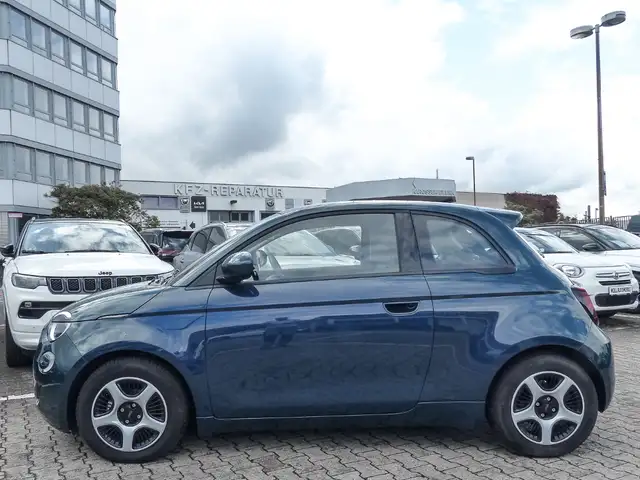 Fiat 500e view 15