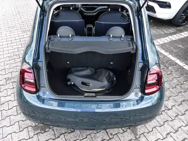 Fiat 500e view 14