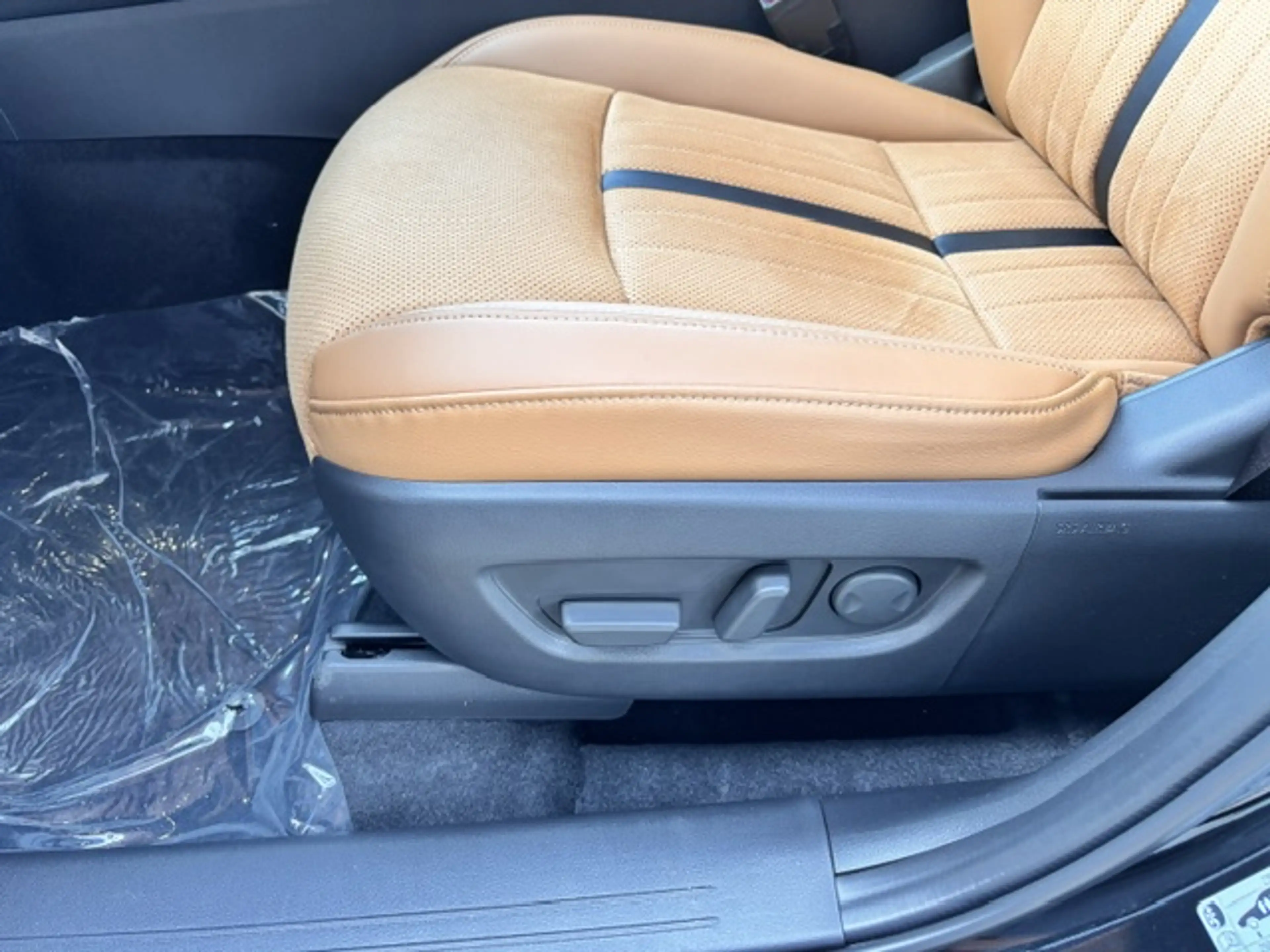 Mazda CX-60 3.3L e-SKYACTIV D 254ps Homura Plus,Leder Hellbrau — photo 10