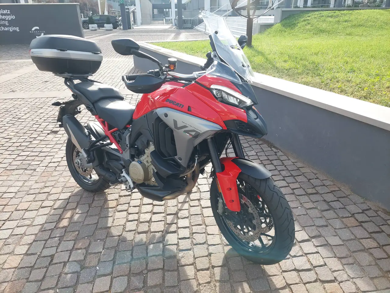 Ducati Multistrada V4 S