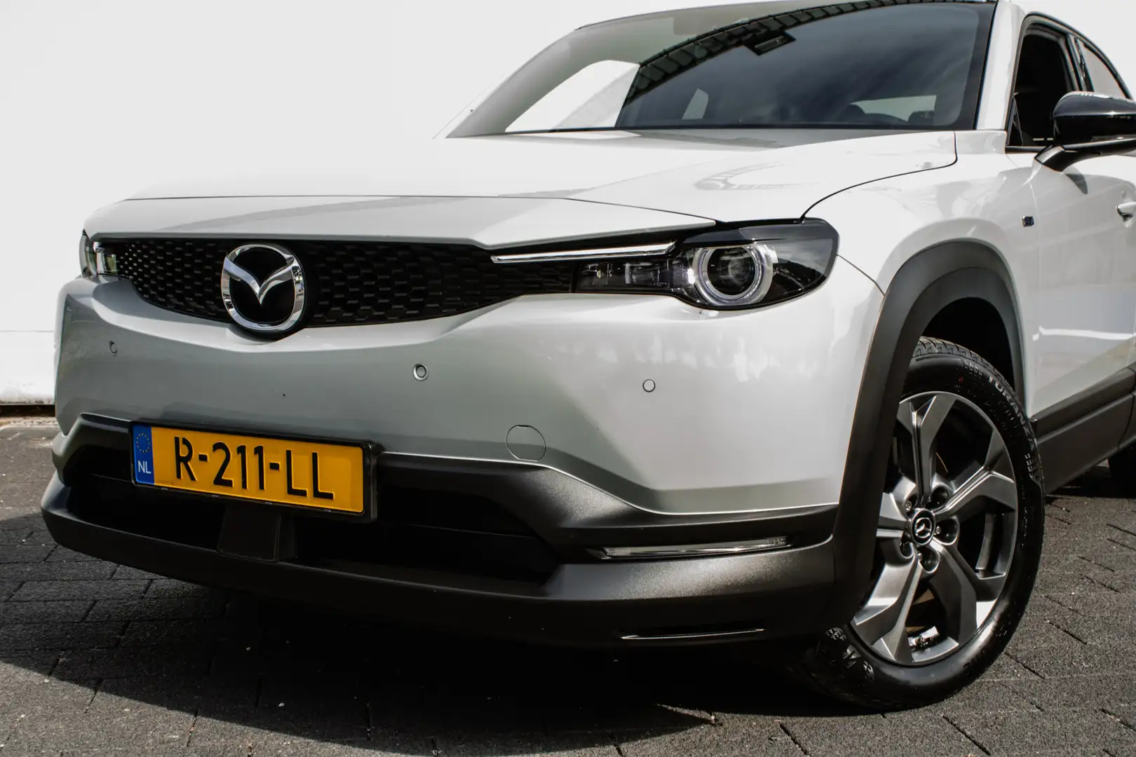 Mazda MX-30 e-SkyActiv EV 145 Advantage 36 kWh Camera/ Head up Білий - 2