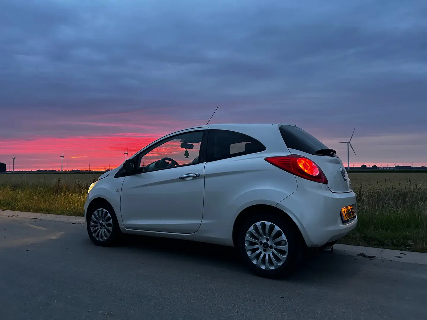 Ford Ka/Ka+ Ka/Ka+ 1.2 Titanium X Bílá - 1