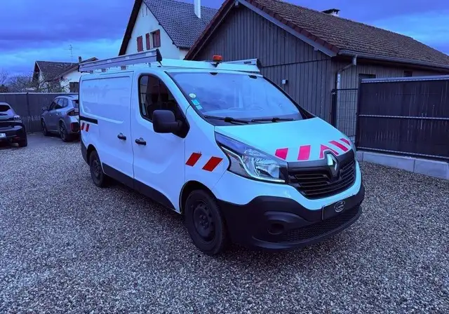 Renault Trafic 11 658 HT L1H1 125ch Grand confort