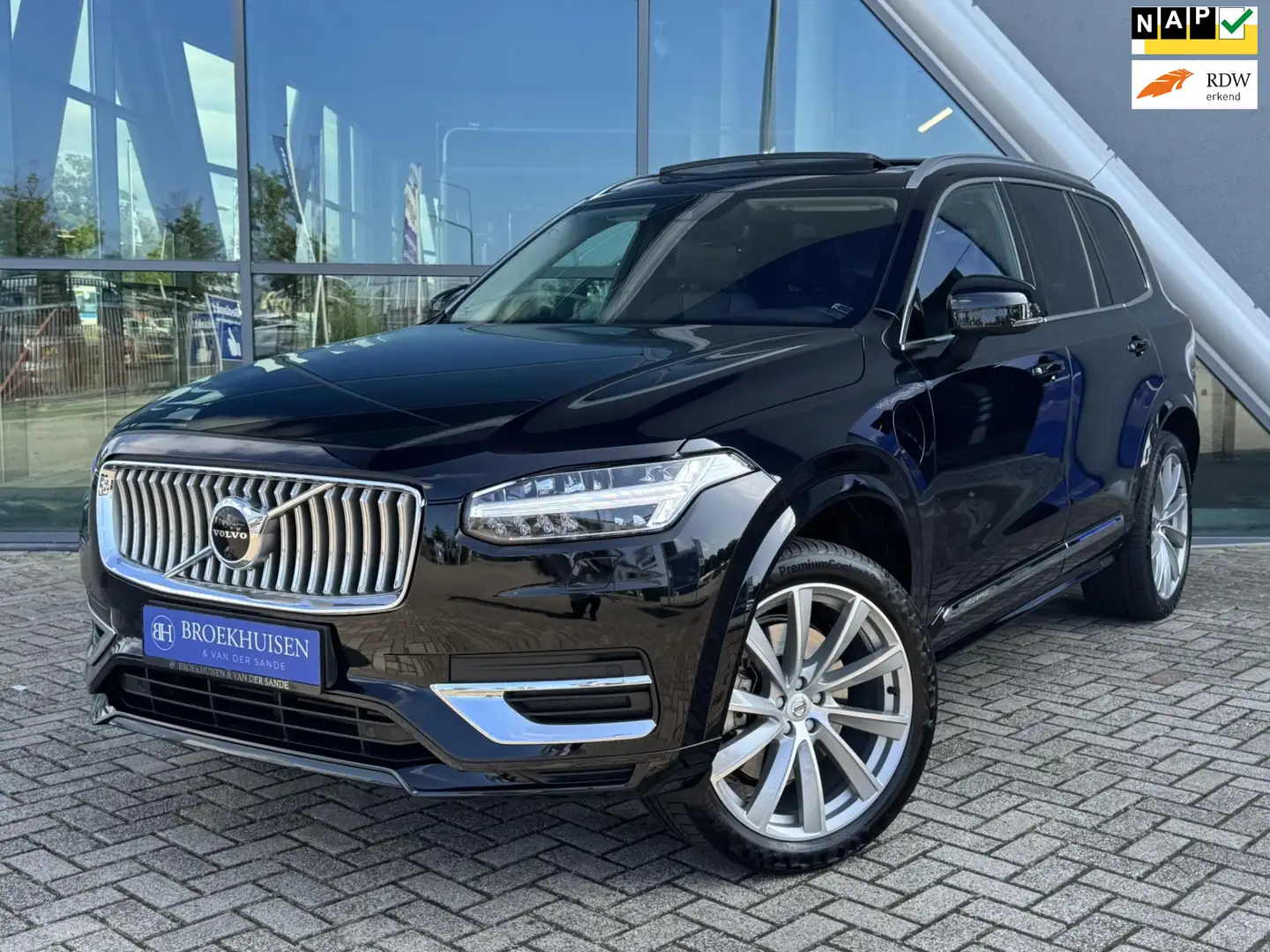 Volvo XC90 2.0 T8 Recharge AWD Inscription Exclusive 393pk Pa Noir - 1